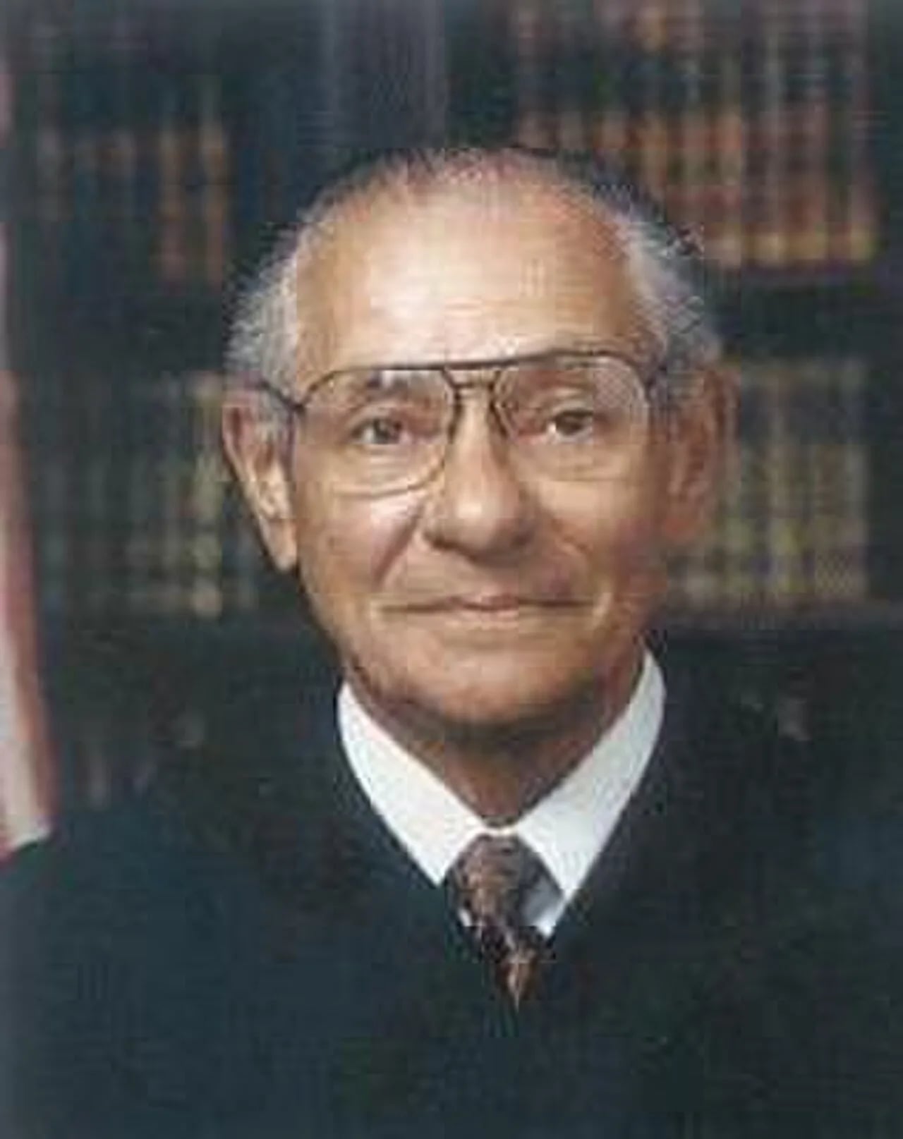 Porträt von Edward J. Garcia (1928–2023) – Gedenkseite