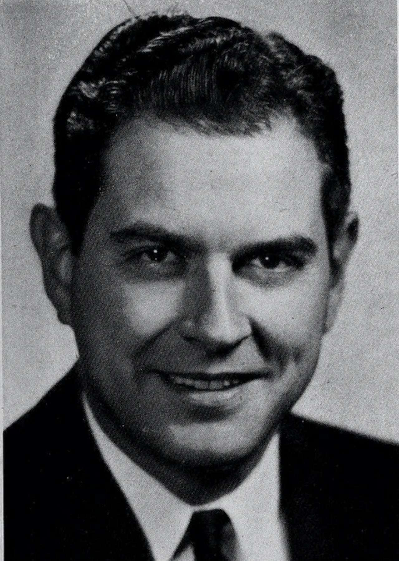Portrait of Edward J. McManus (1920–2017) – memorial page