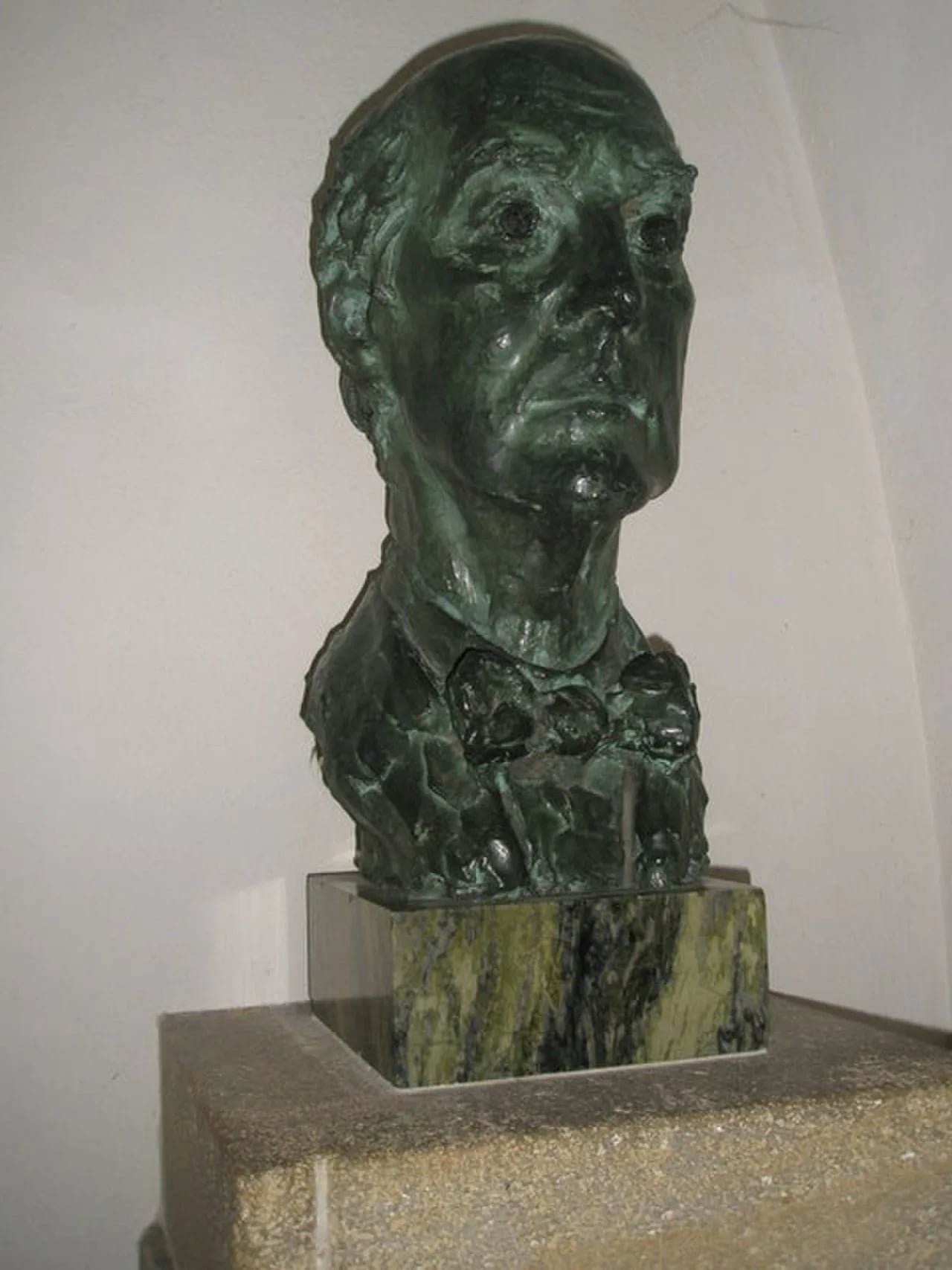 Portrait of Edward Maufe (1883–1974) – memorial page