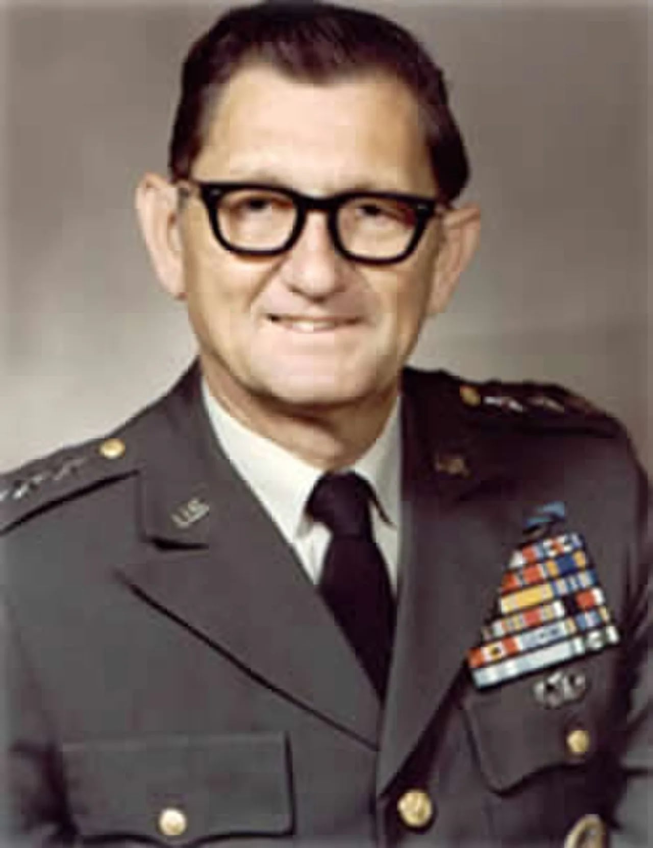 Porträt von Edward Rowny (1917–2017) – Gedenkseite