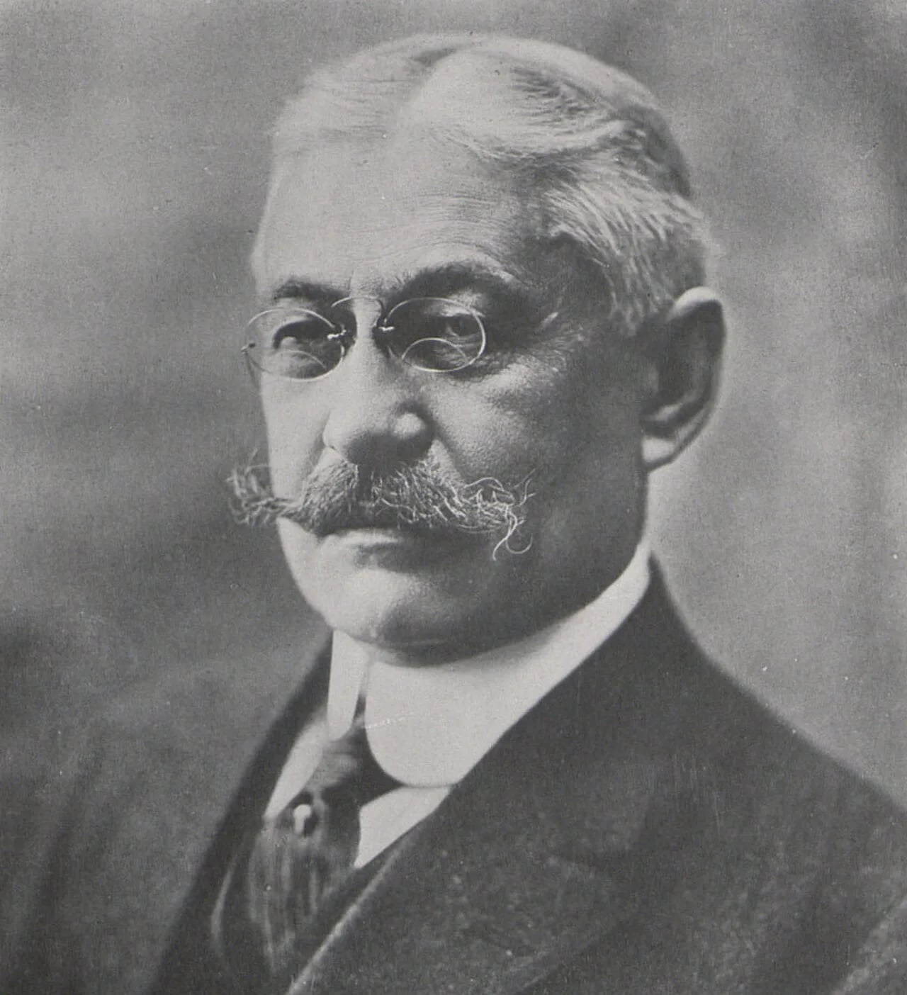 Portrait of Edwin Erle Sparks (1860–1924) – memorial page