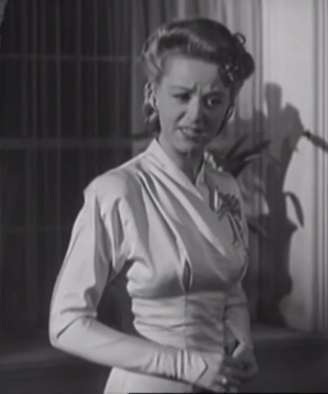 Porträt von Jennifer Holt (1920–1997) – Gedenkseite