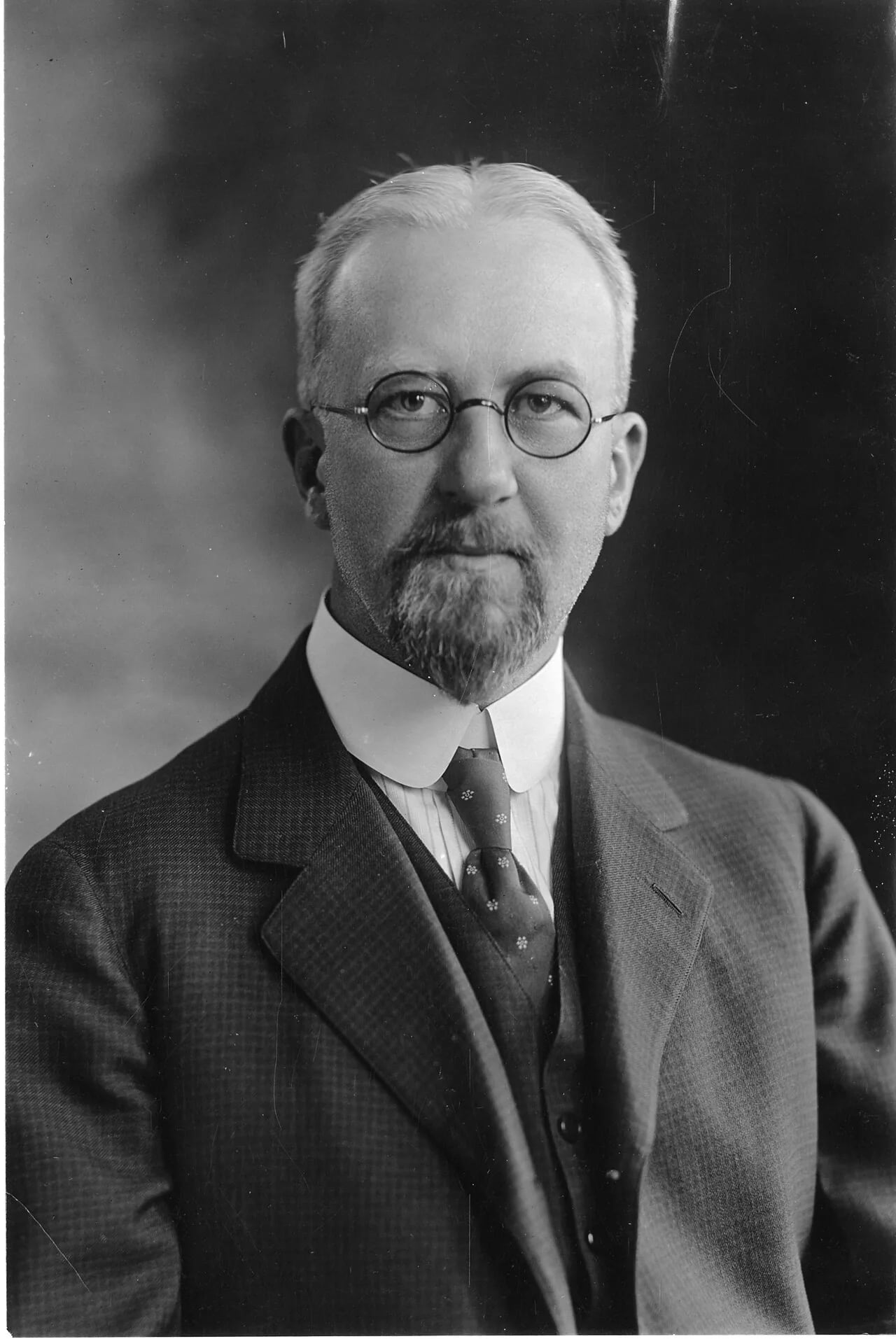 Porträt von Edward Vermilye Huntington (1874–1952) – Gedenkseite