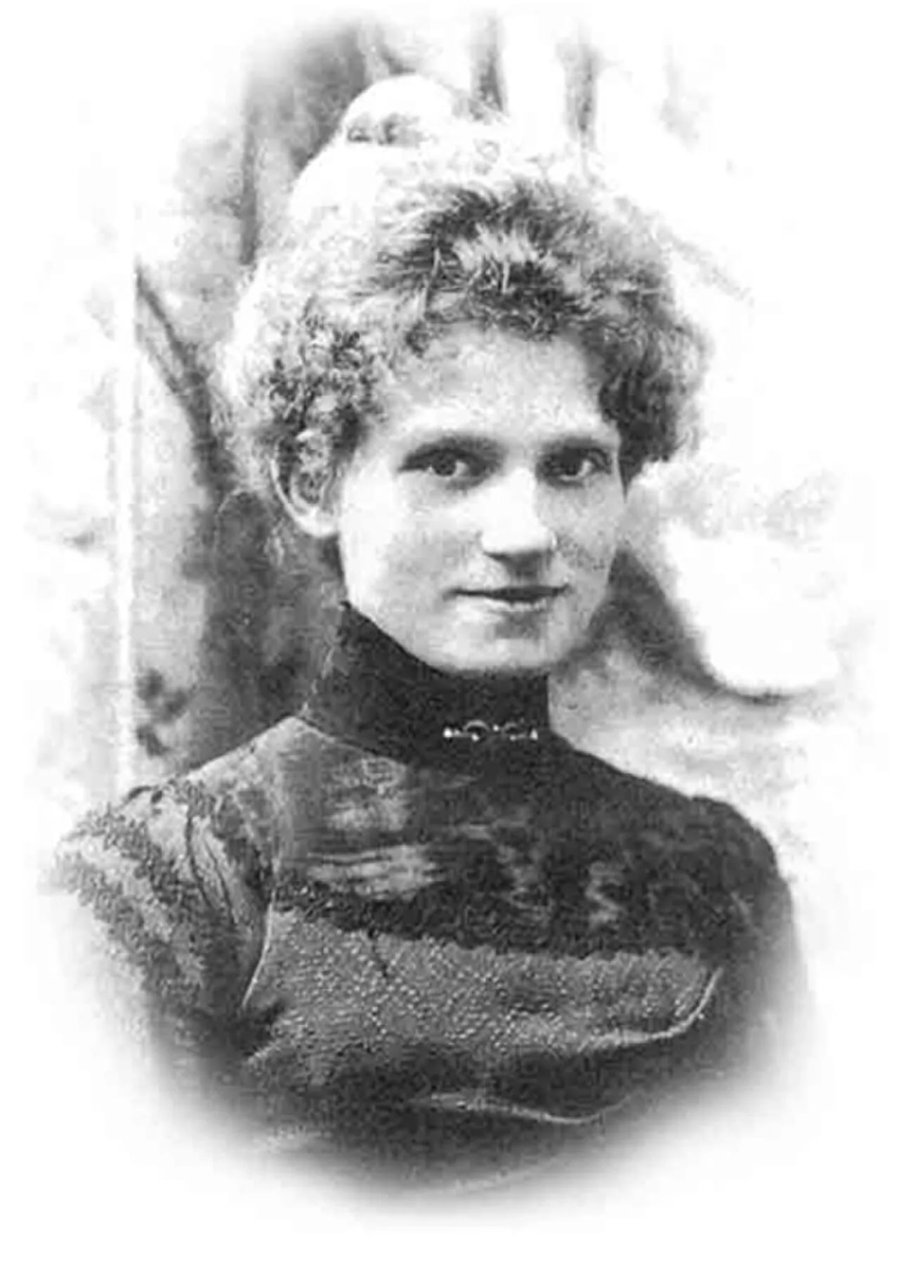 Portrait of Eline Eriksen (1881–1963) – memorial page