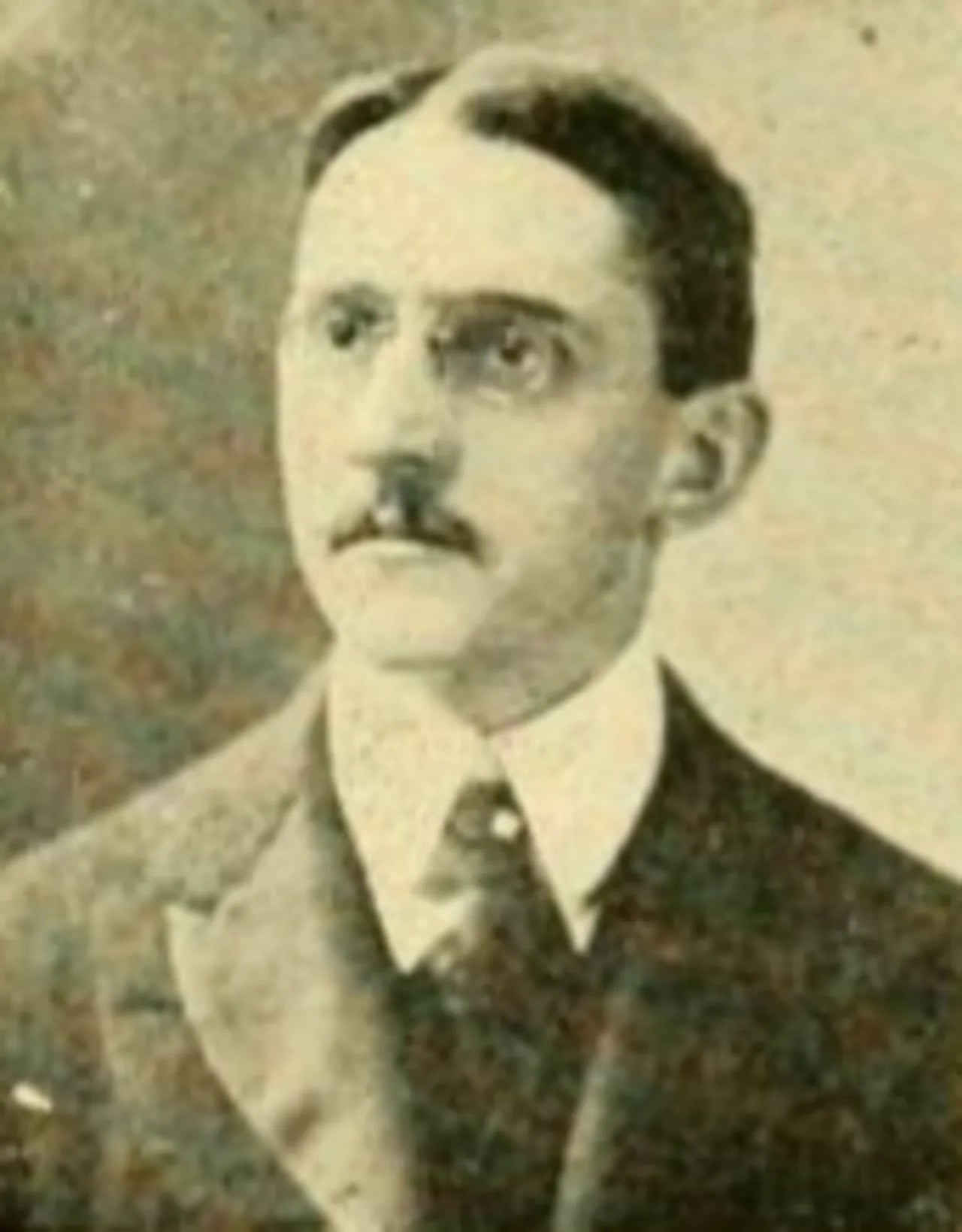 Porträt von Elisha Hume Brewster (1871–1946) – Gedenkseite