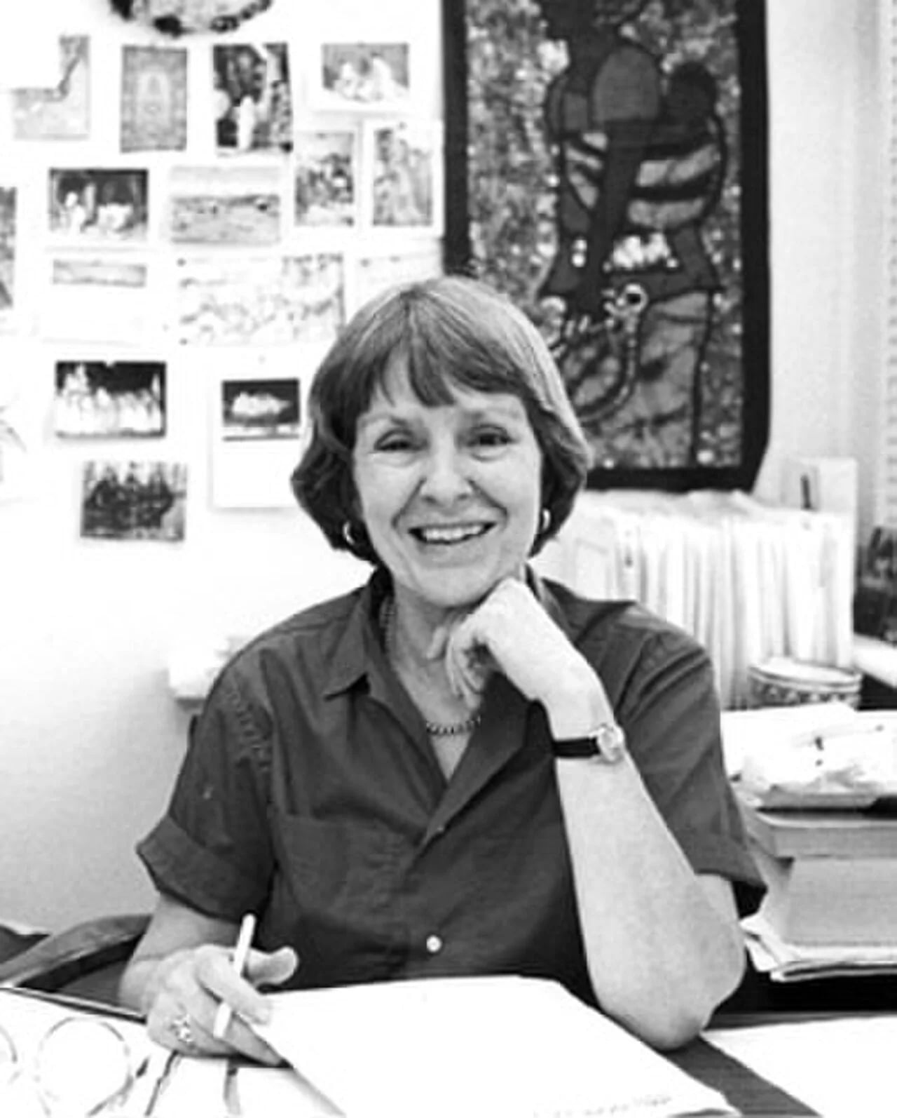 Portrait of Elizabeth Warnock Fernea (1927–2008) – memorial page
