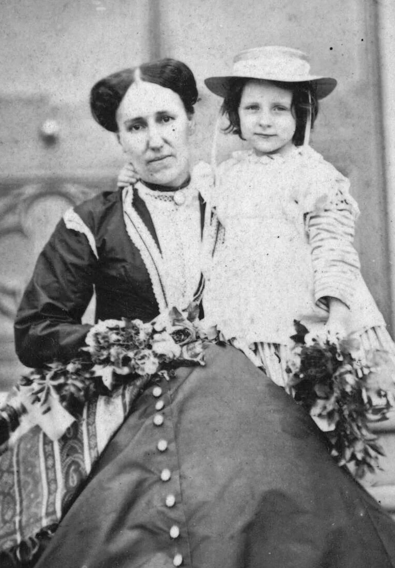 Portrait of Ellen Sarah Greenwood (1837–1917) – memorial page