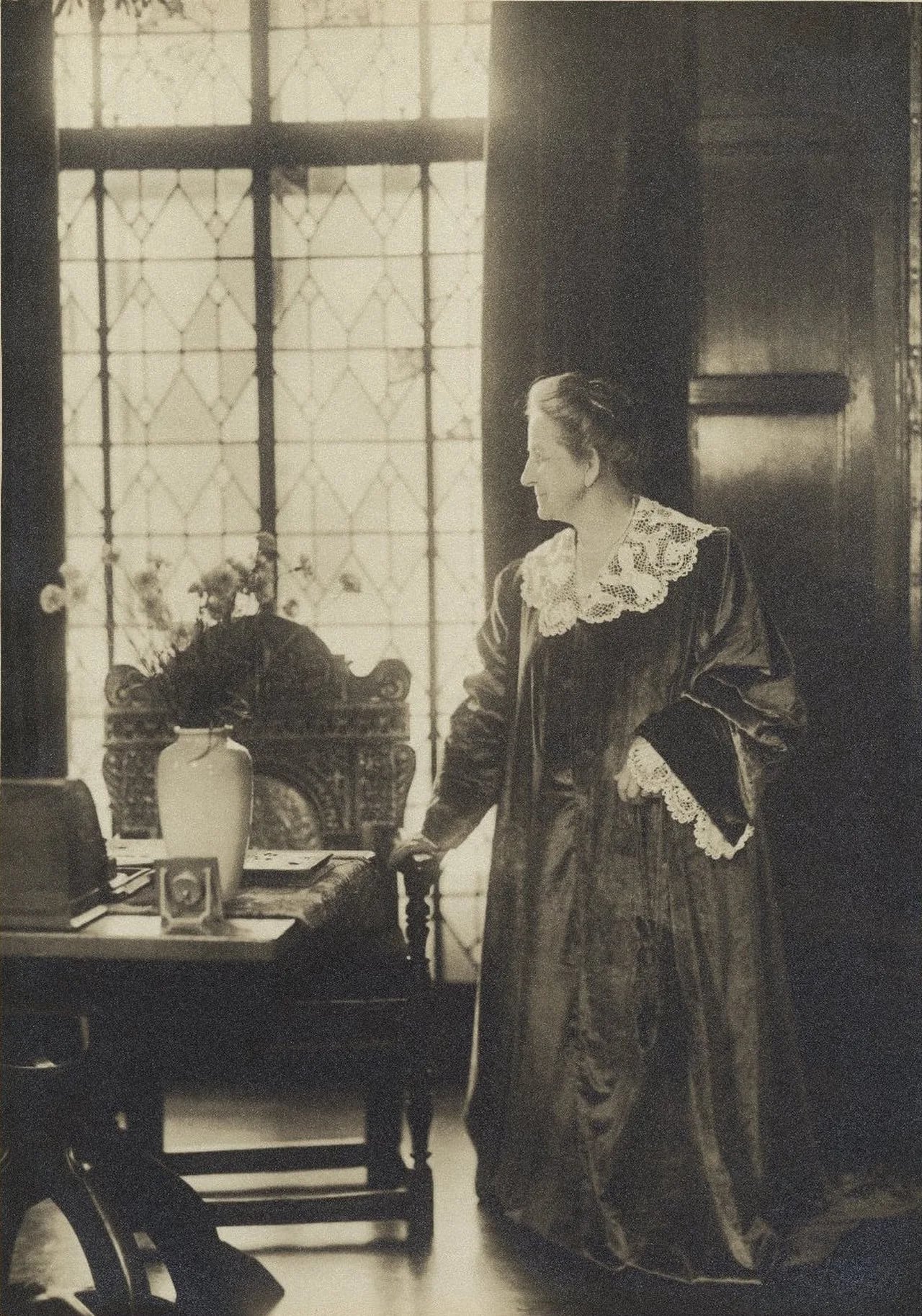 Porträt von Emily Jordan Folger (1858–1936) – Gedenkseite