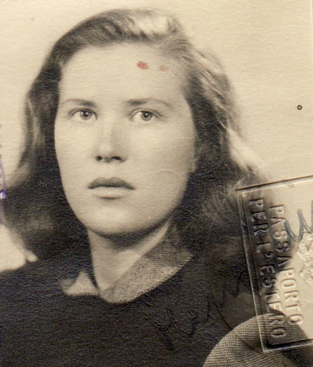 Portrait of Marisa Ombra (1925–2019) – memorial page