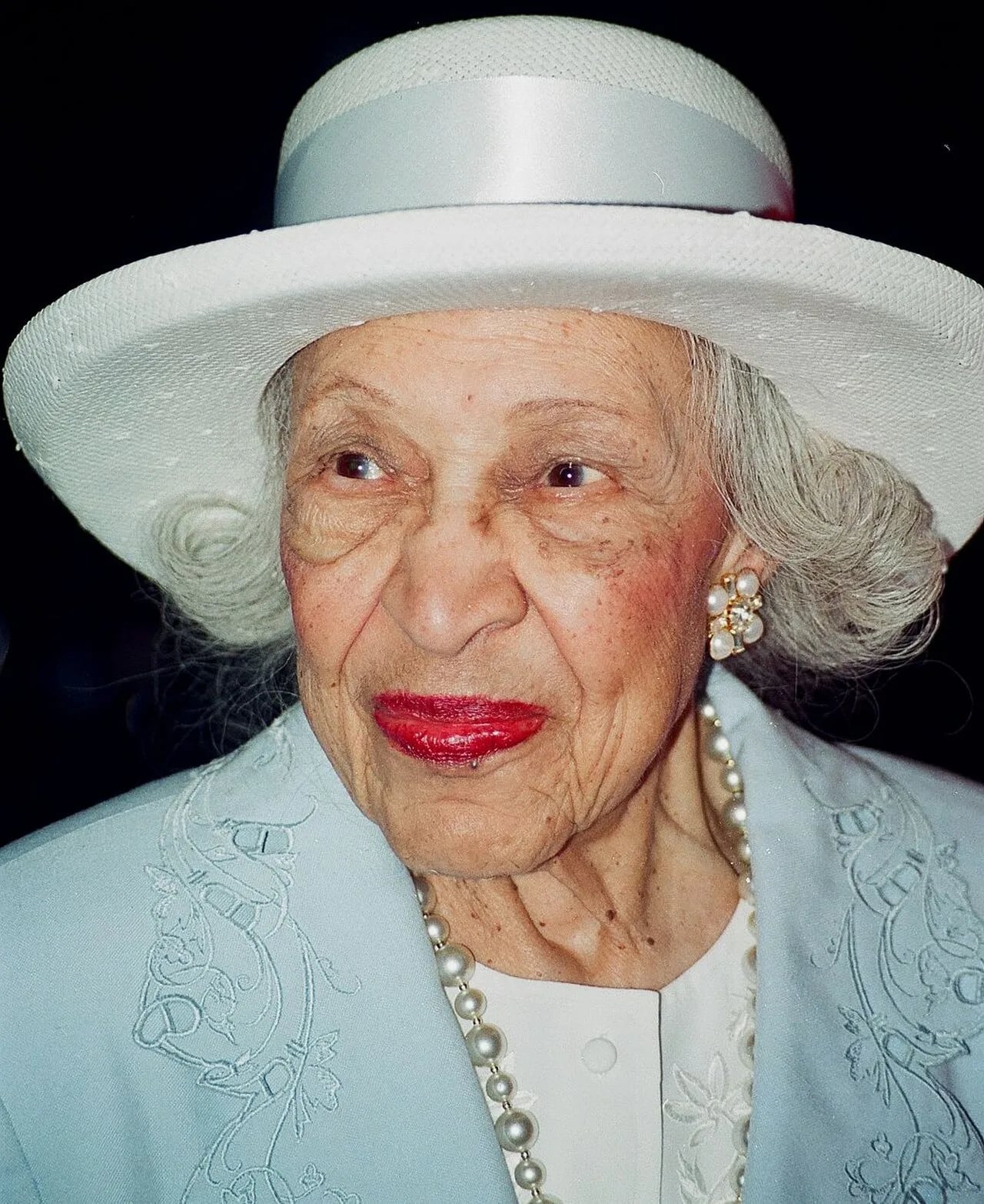 Porträt von Enolia McMillan (1904–2006) – Gedenkseite