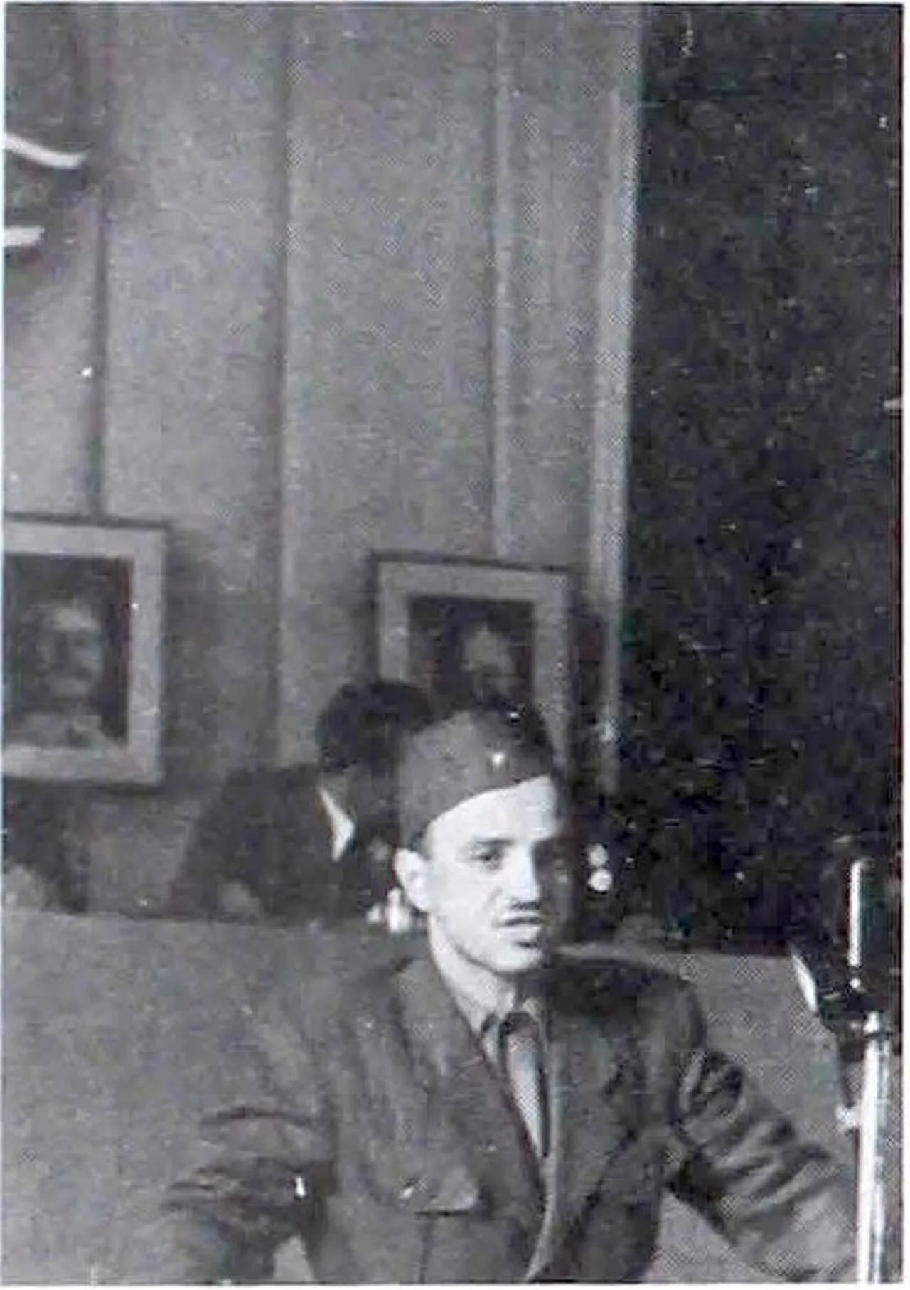 Porträt von Enver Redžić (1915–2009) – Gedenkseite
