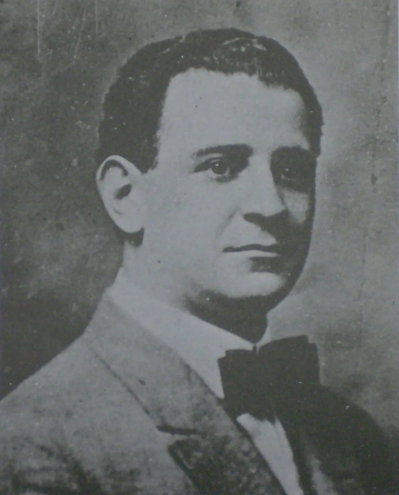 Portrait of Enzo Bordabehere (1889–1935) – memorial page