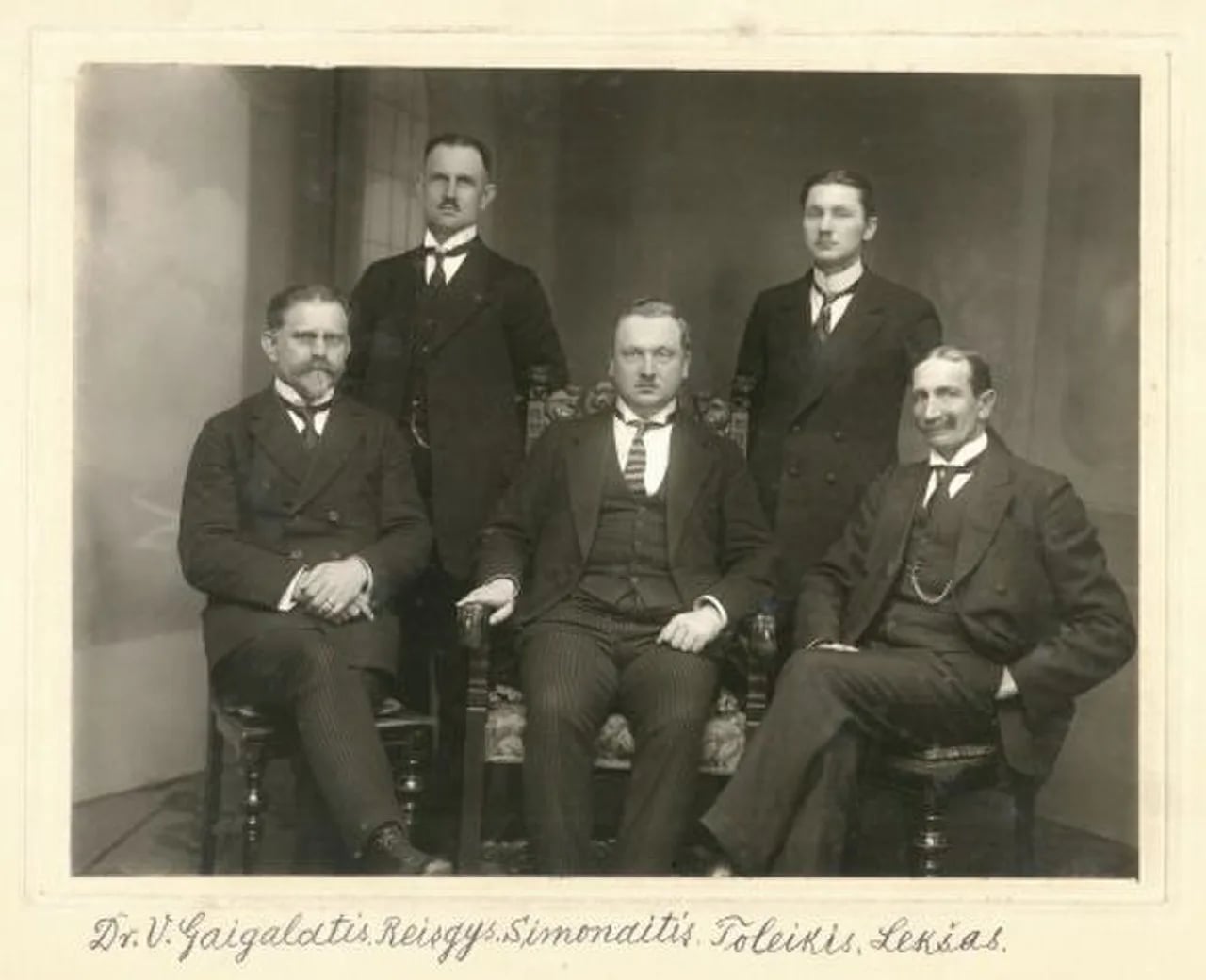 Portrait of Erdmonas Simonaitis (1888–1969) – memorial page