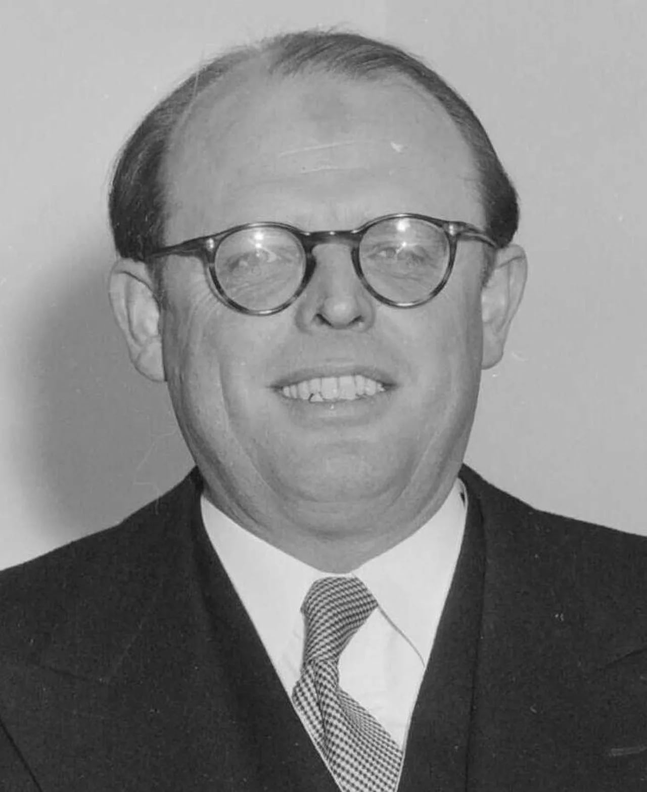Portrait of Eric Halstead (1912–1991) – memorial page