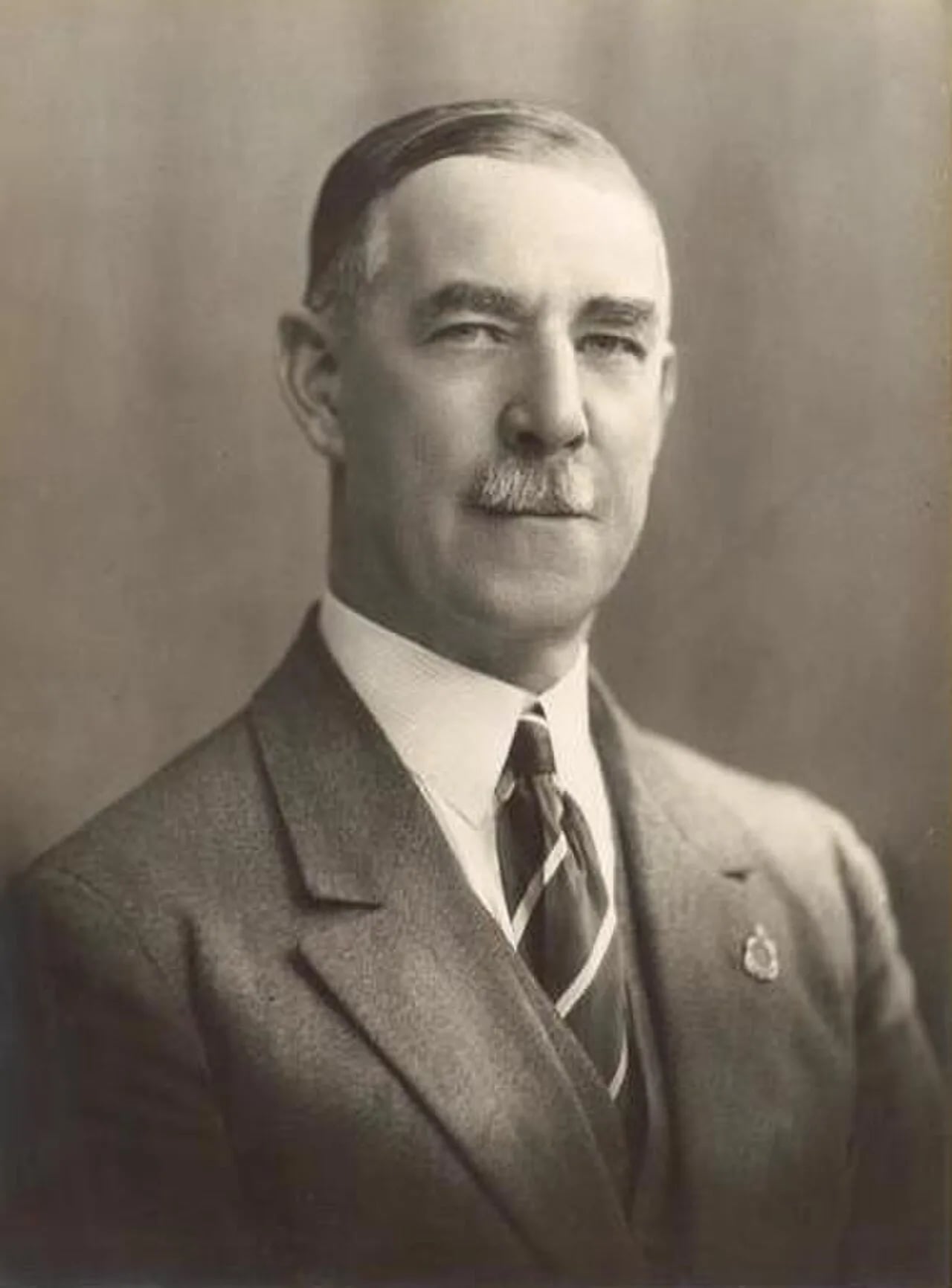 Porträt von Eric Harrison (1880–1948) – Gedenkseite
