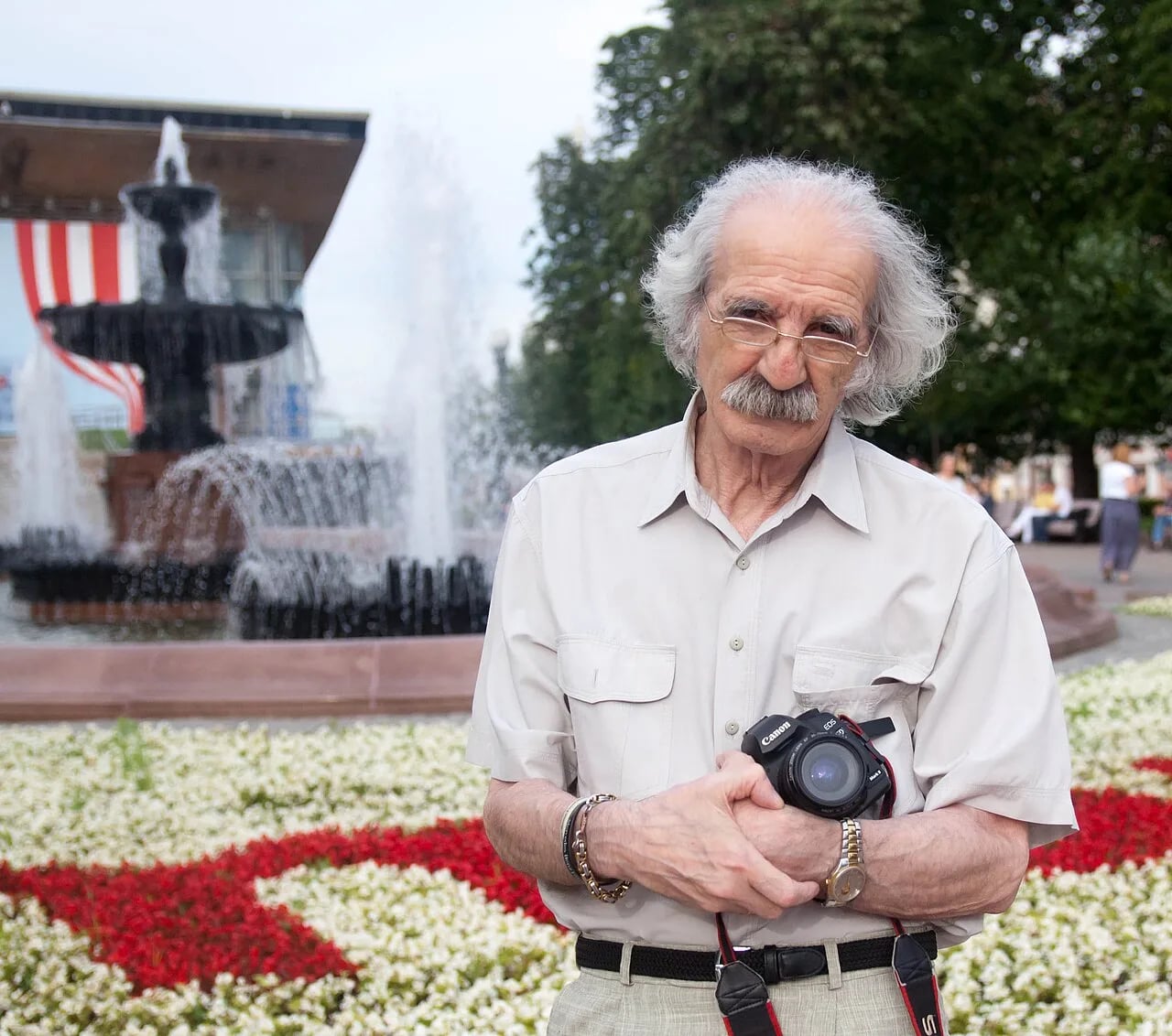 Porträt von Mikhail Belotserkovsky (1944–2021) – Gedenkseite
