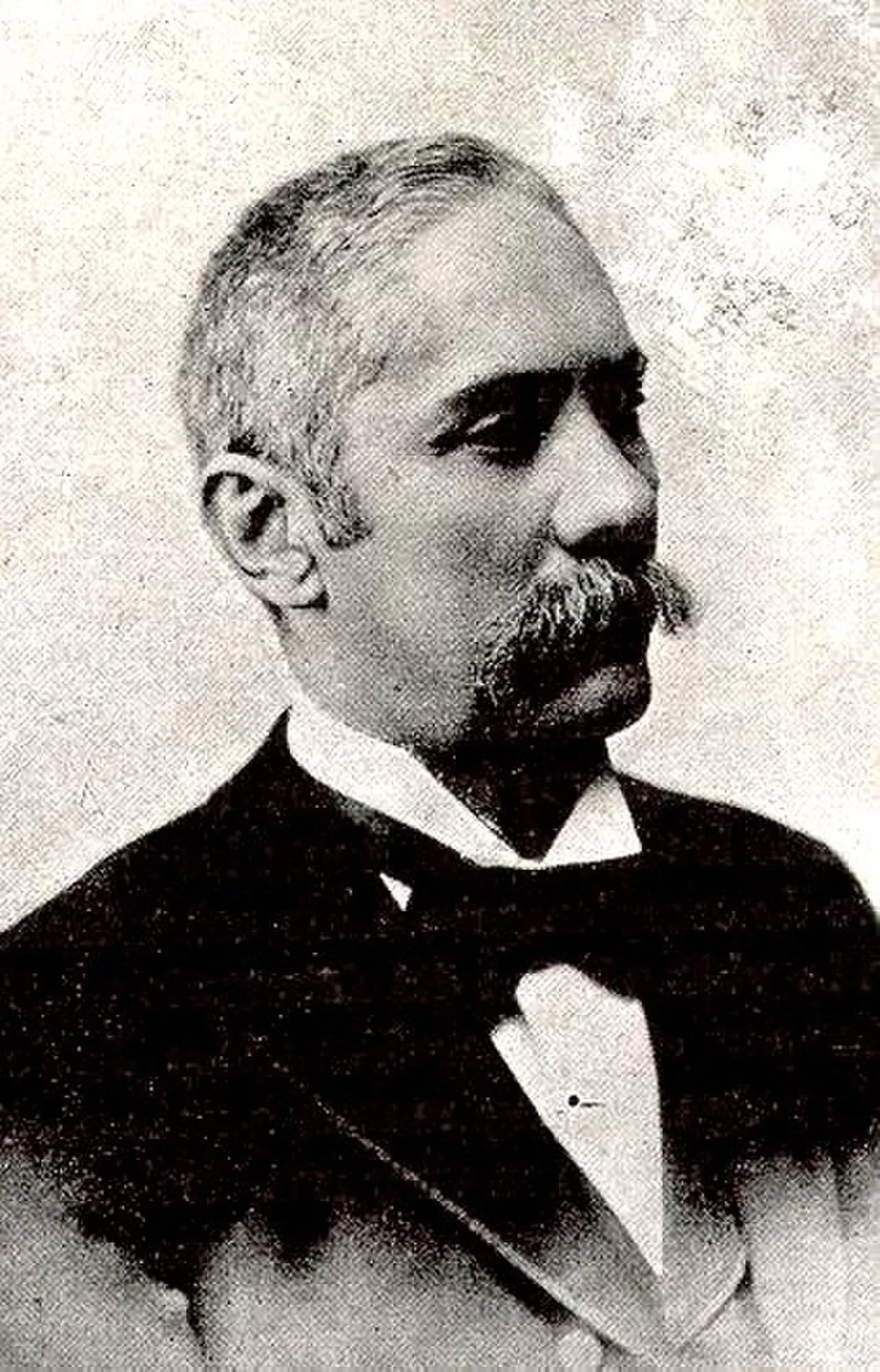 Portrait of Francisco González Guinán (1841–1932) – memorial page