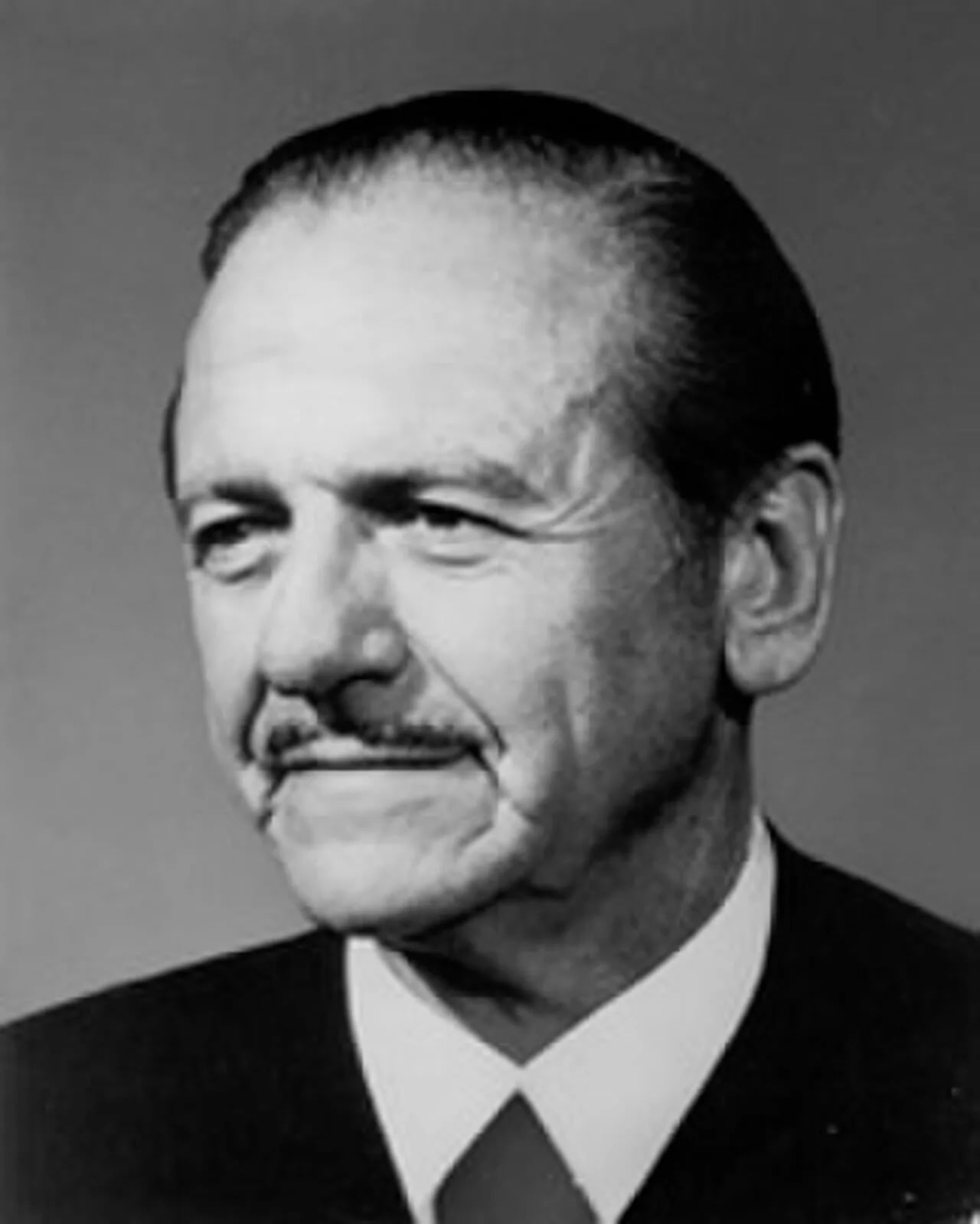 Portrait of Frank Moss (1911–2003) – memorial page