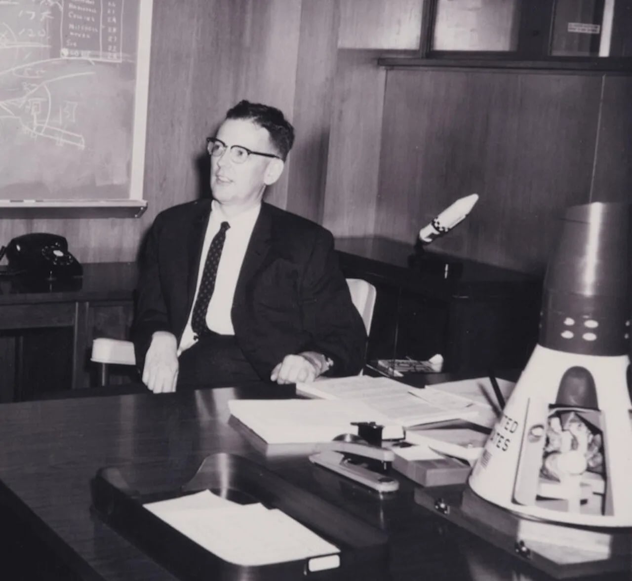 Portrait of Jim Chamberlin (1915–1981) – memorial page