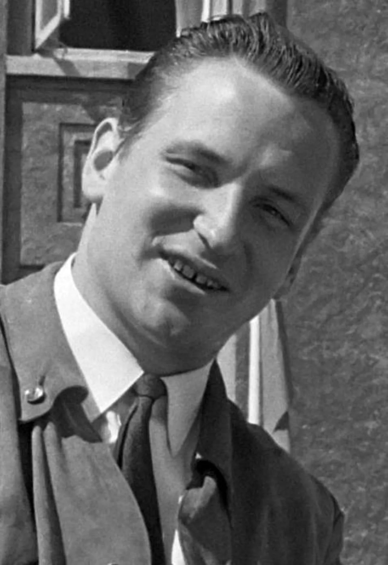 Portrait of Timo Mäkinen (1938–2017) – memorial page
