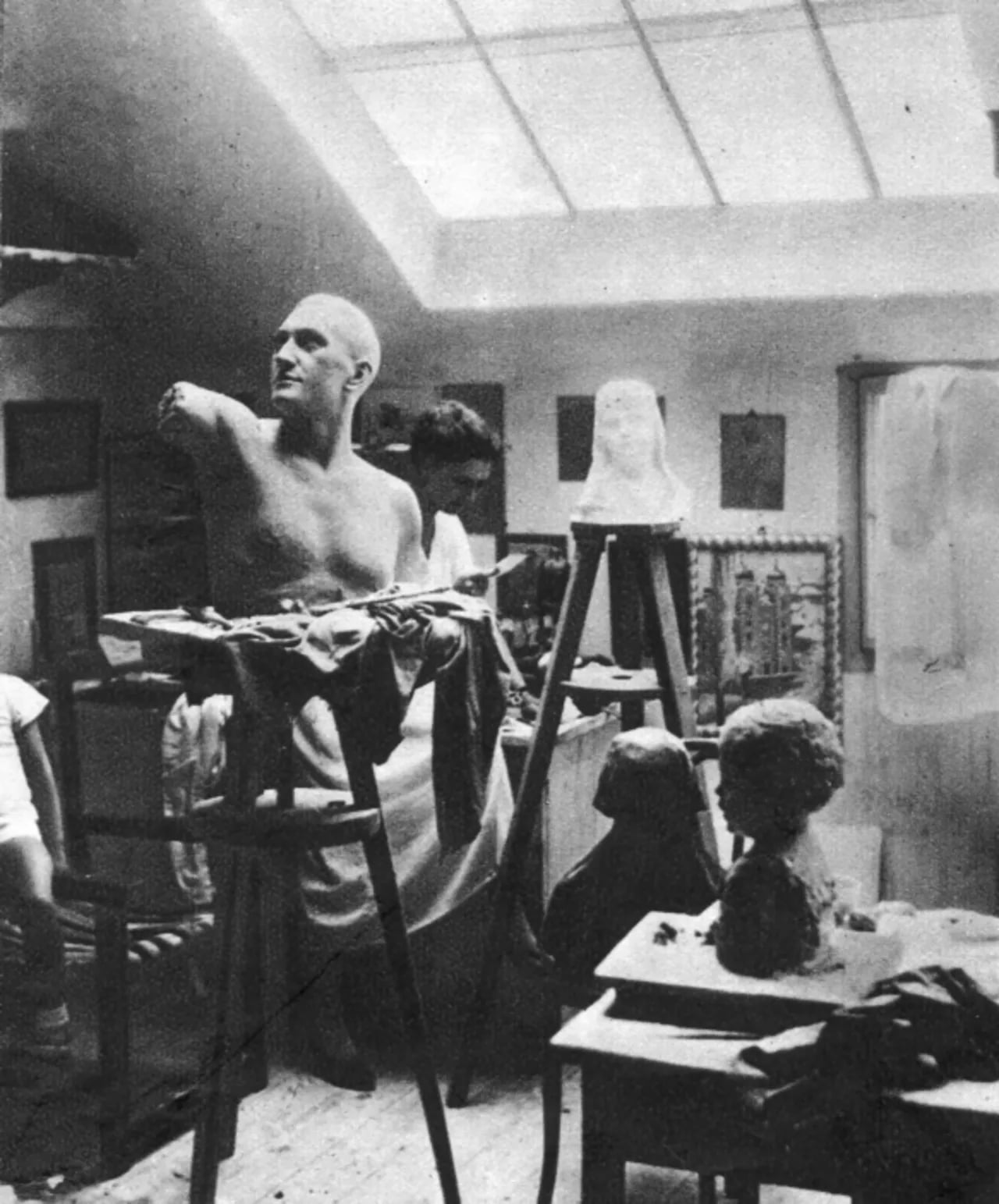 Porträt von Iva Despić-Simonović (1891–1961) – Gedenkseite