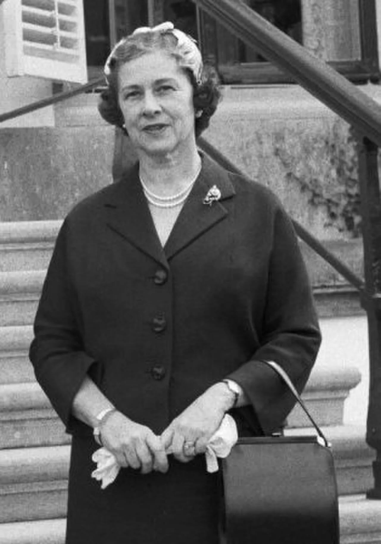 Porträt von Alexandra Hasluck (1908–1993) – Gedenkseite