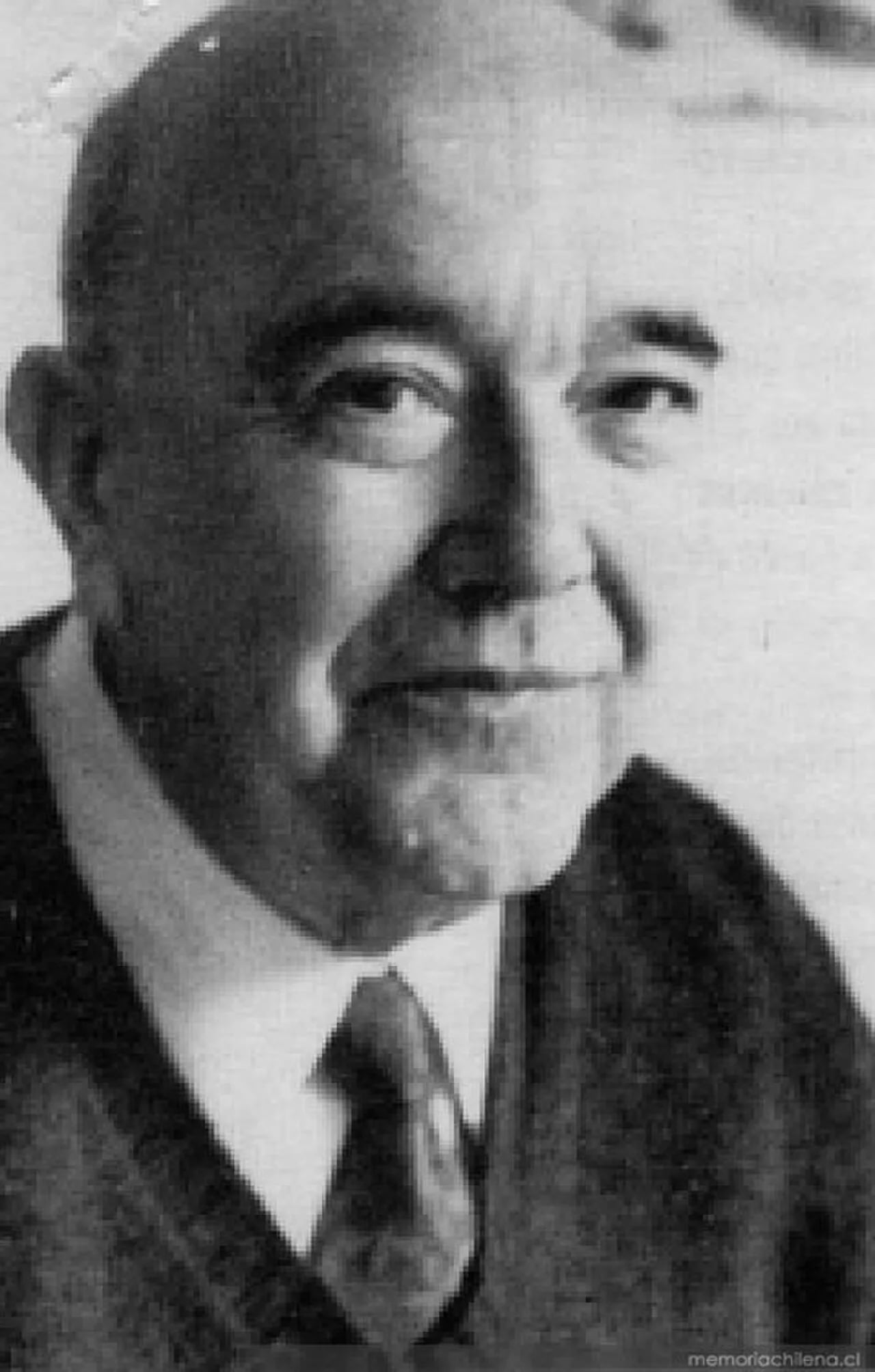 Porträt von Aníbal Pinto Santa Cruz (1919–1996) – Gedenkseite