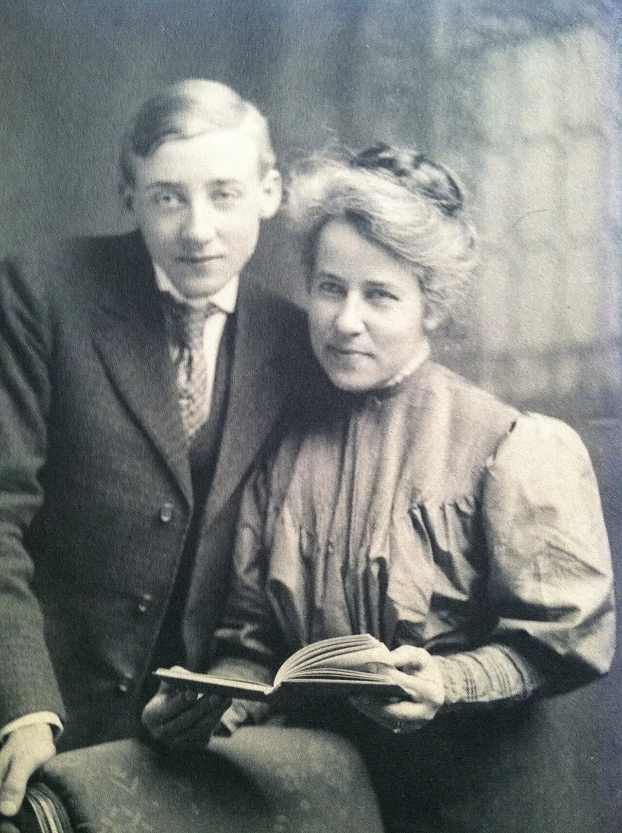 Portrait of Alice Belle Northrop (1864–1922) – memorial page