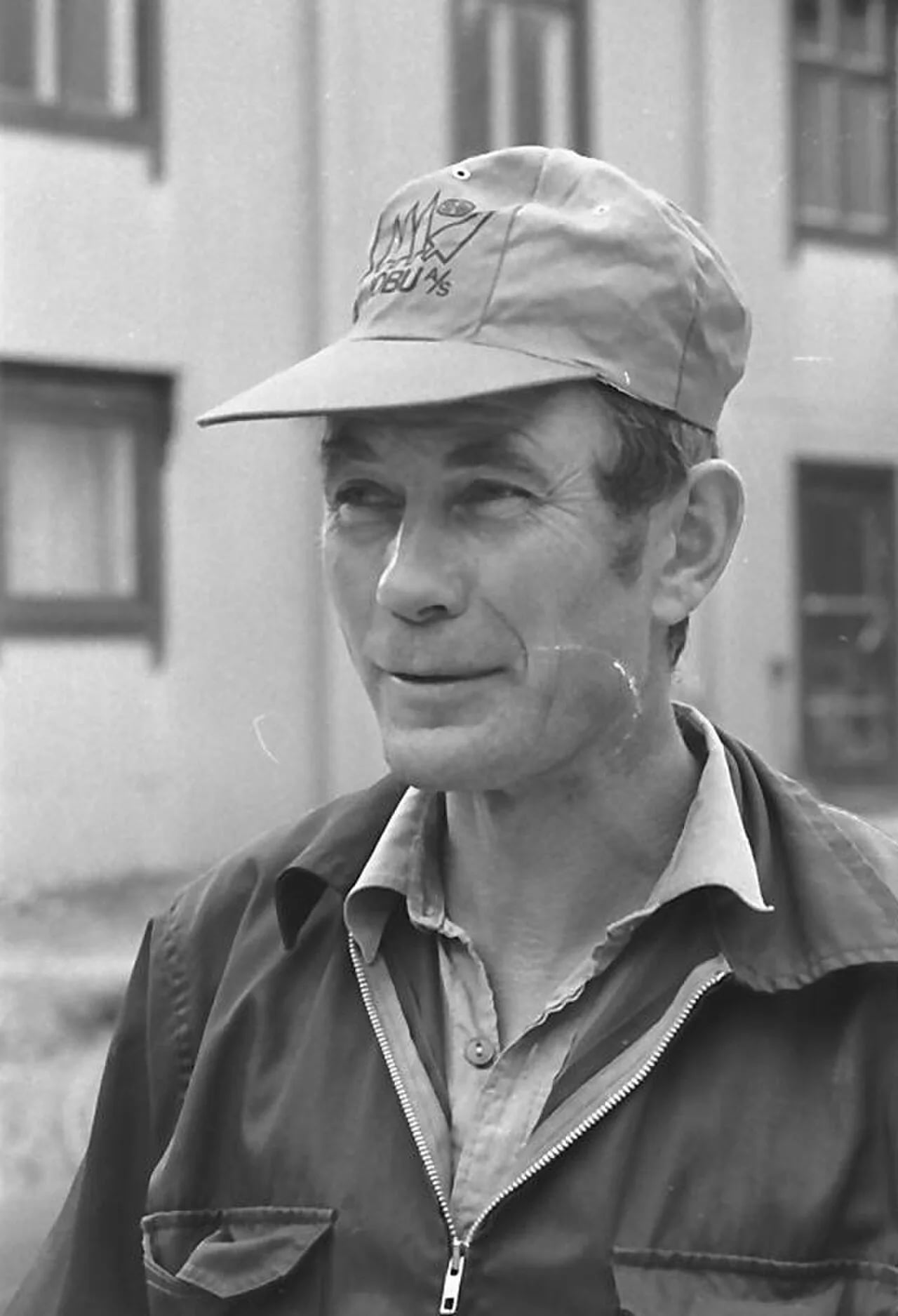Portrait of Esten Gjelten (1942–2025) – memorial page
