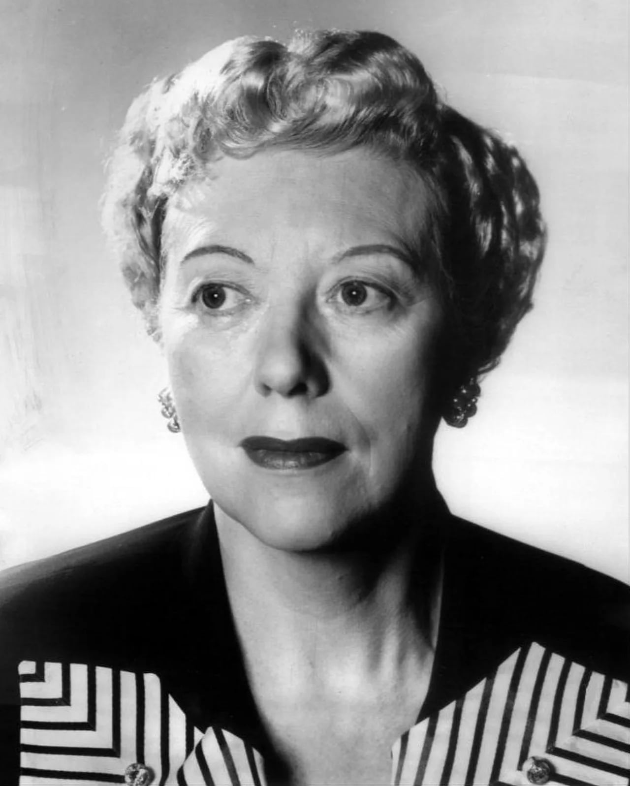 Portrait of Ethel Owen (1893–1997) – memorial page