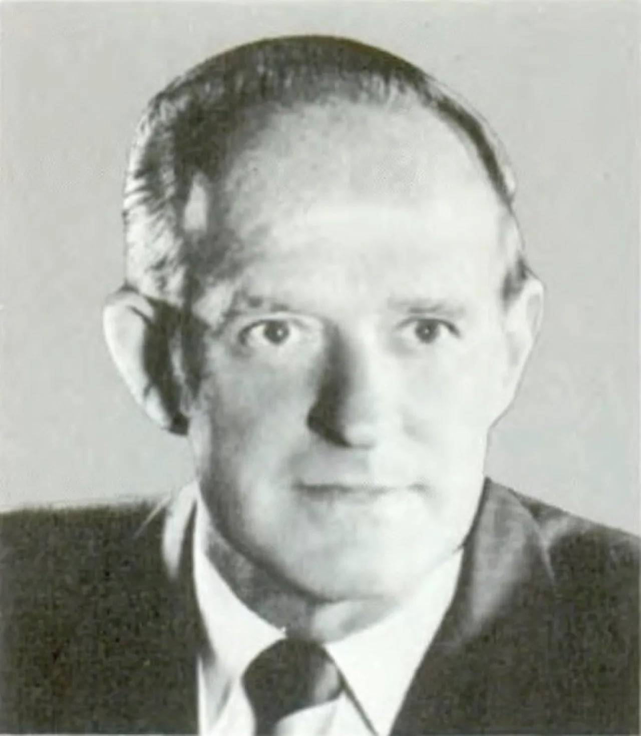 Porträt von Robert A. Roe (1924–2014) – Gedenkseite