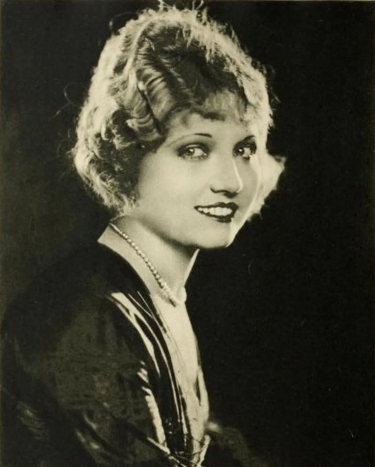 Portrait of Eva Novak (1898–1988) – memorial page