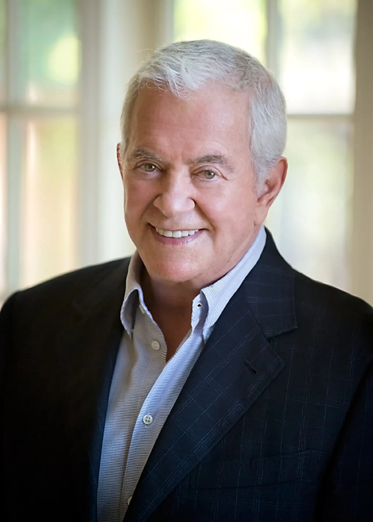 Portrait of Mark Damon (1933–2024) – memorial page