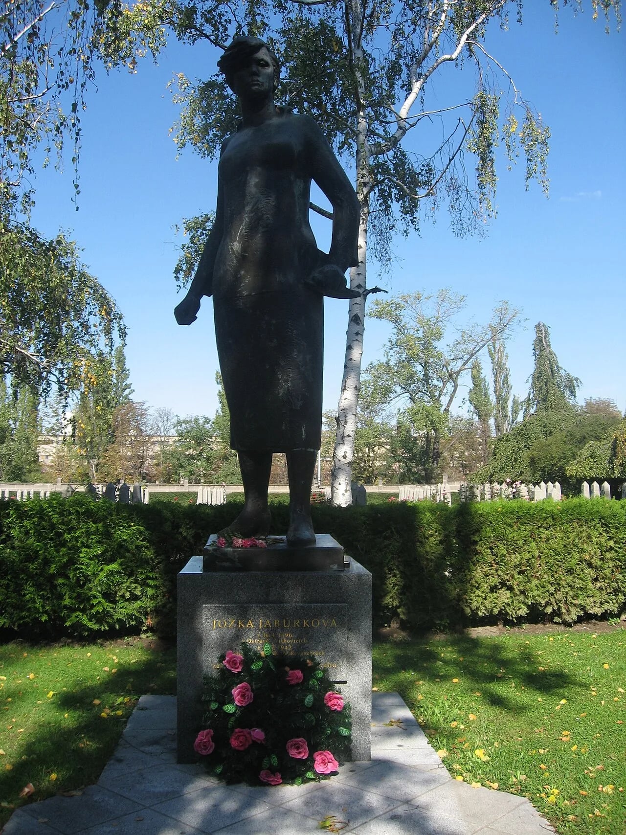 Portrait of Jožka Jabůrková (1896–1942) – memorial page