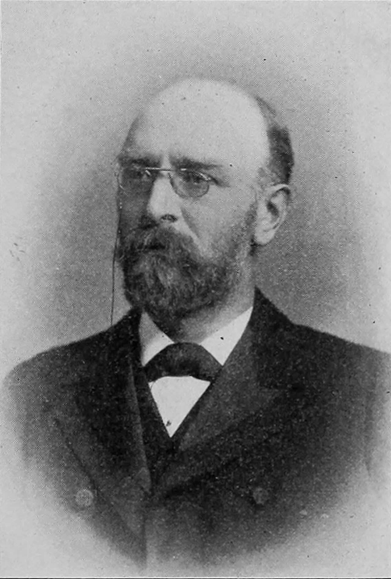 Portrait of Arthur Smith Woodward (1864–1944) – memorial page