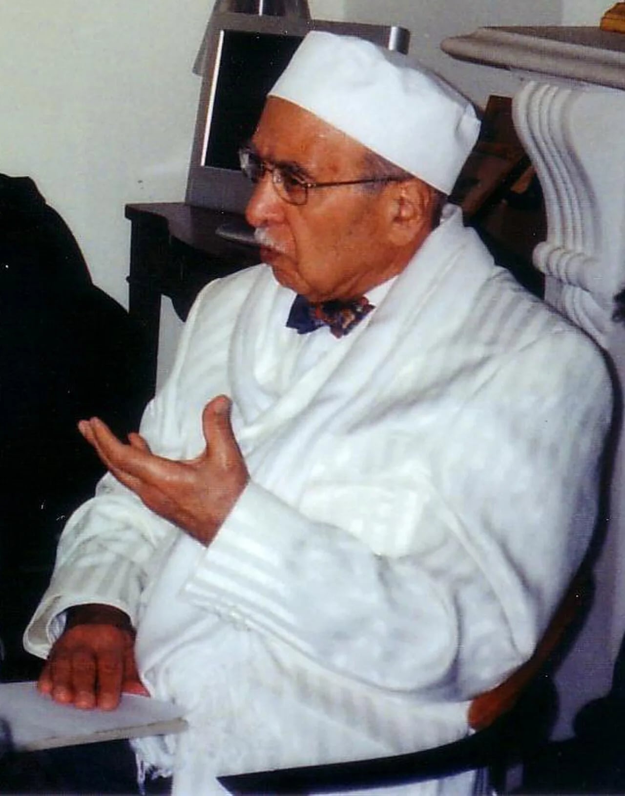 Porträt von Farhang Mehr (1923–2018) – Gedenkseite