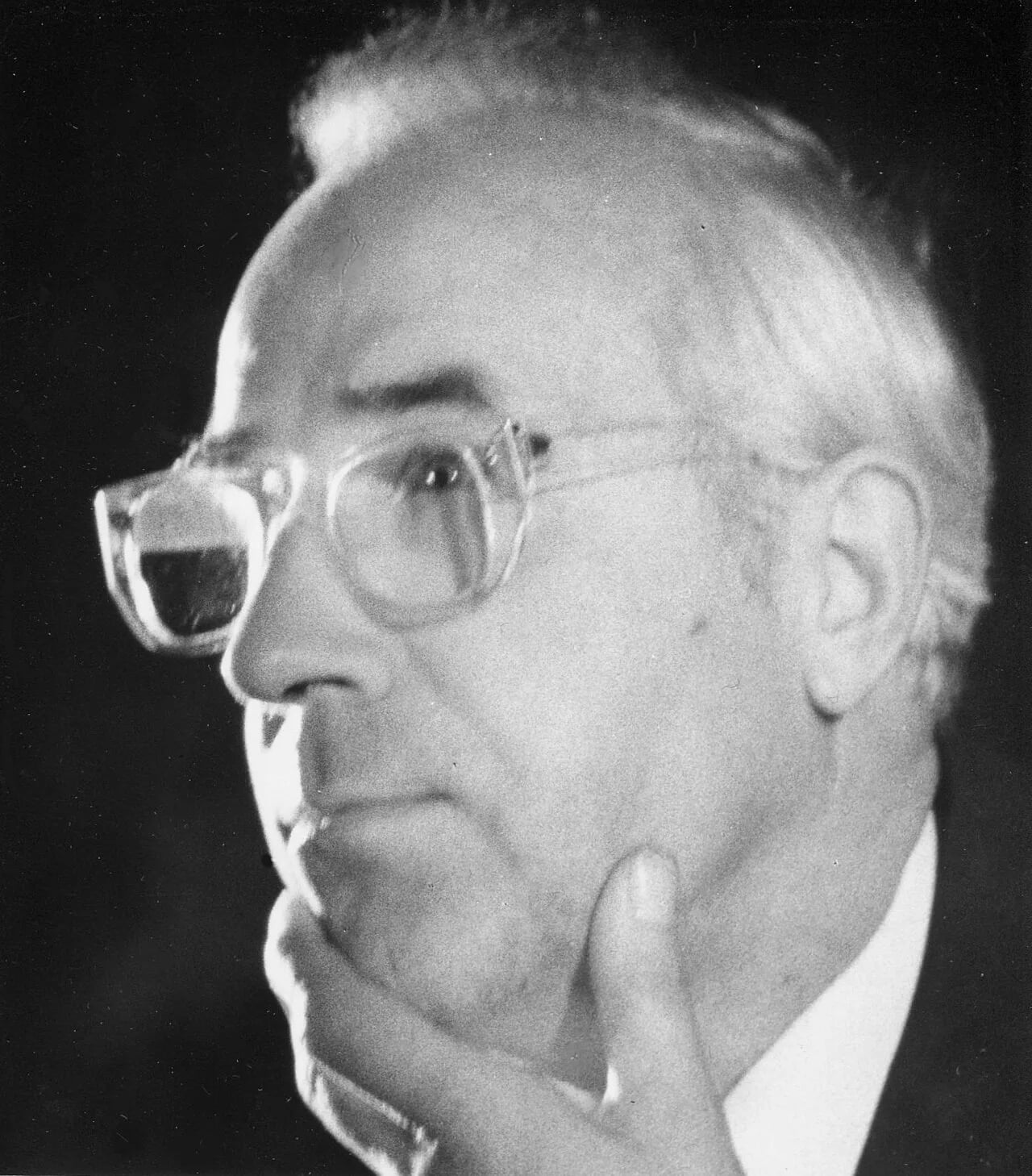 Portrait of Mieczysław Szadkowski (1920–1990) – memorial page