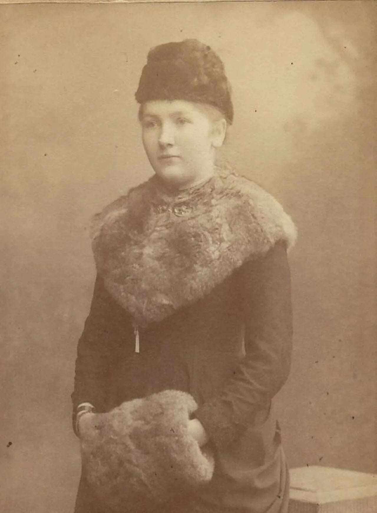 Portrait of Leyla Açba (1898–1931) – memorial page