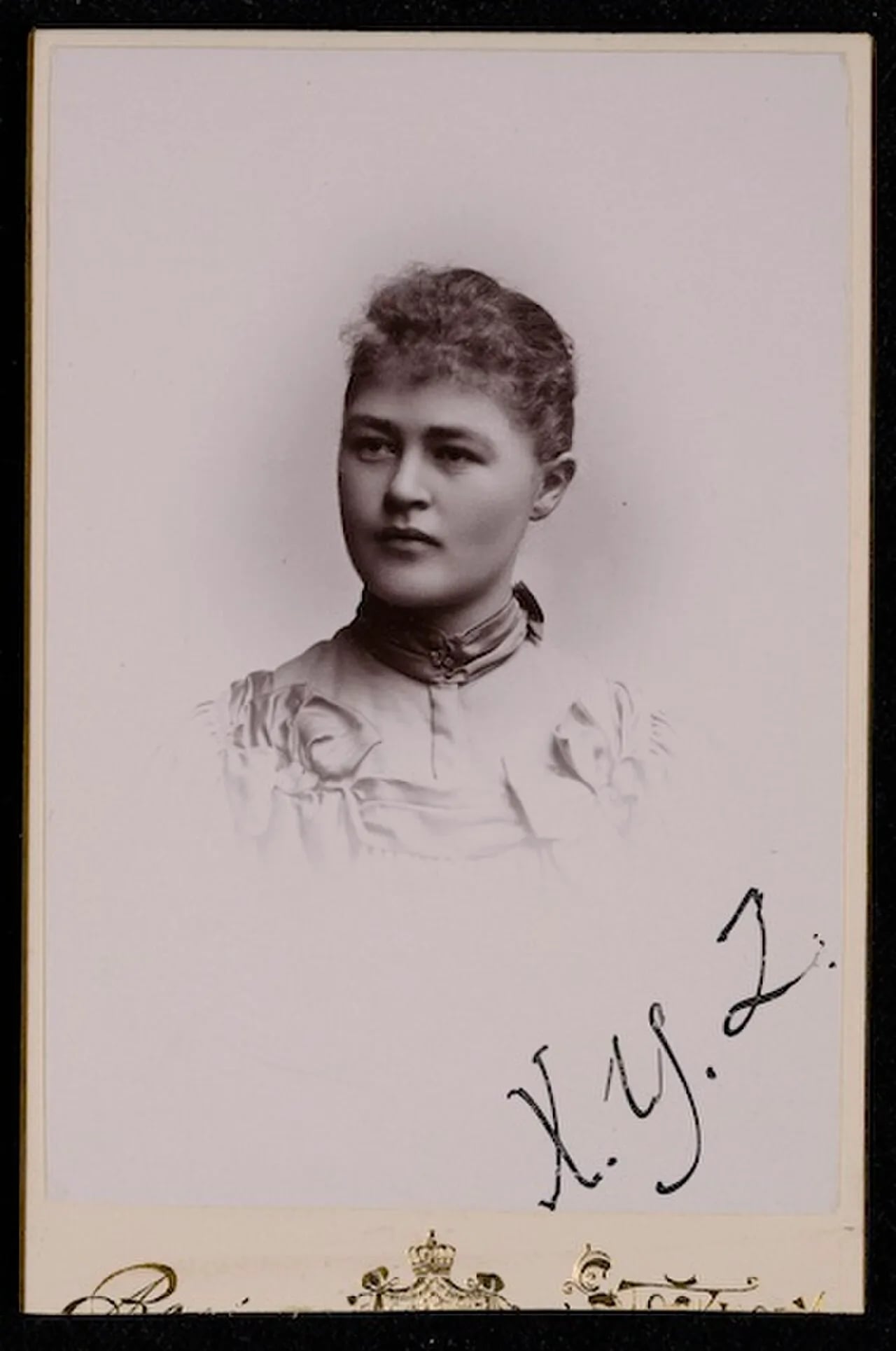 Porträt von Ester Nennes (1871–1953) – Gedenkseite