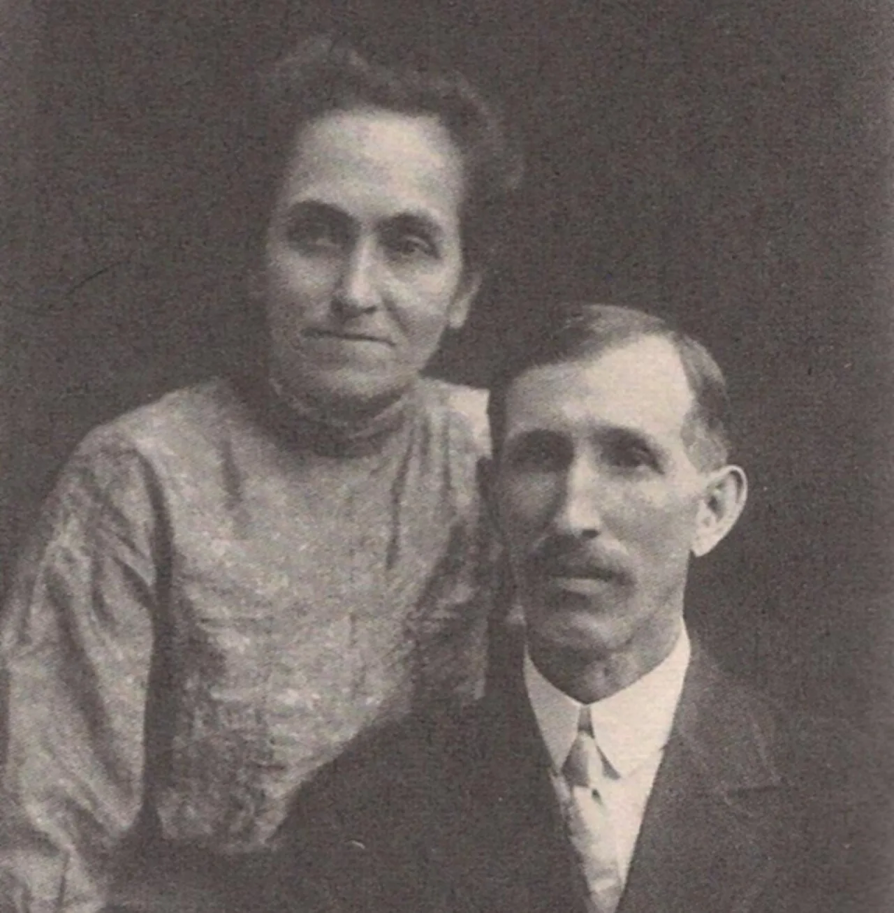Porträt von Flora Call Disney (1868–1938) – Gedenkseite