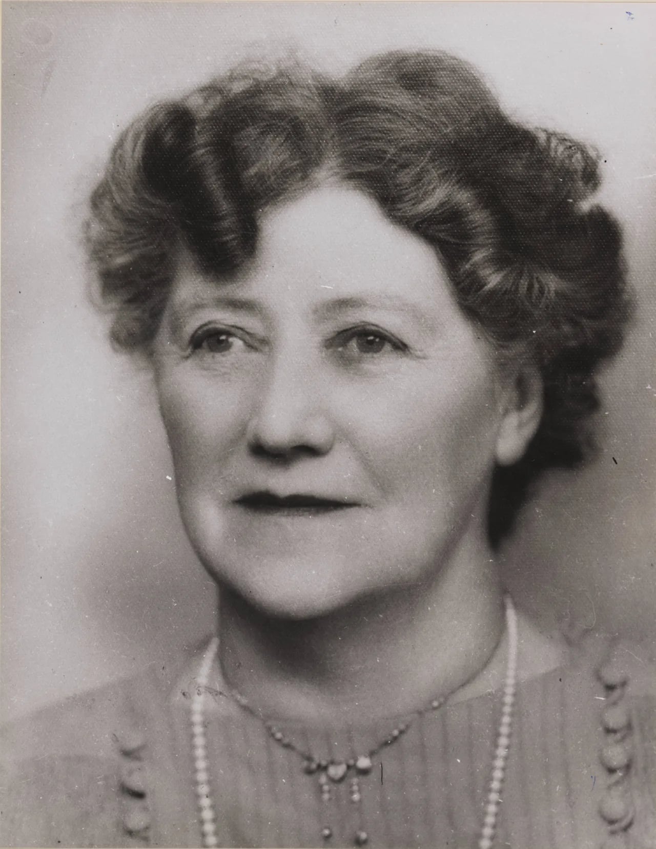 Porträt von Florence Cardell-Oliver (1876–1965) – Gedenkseite