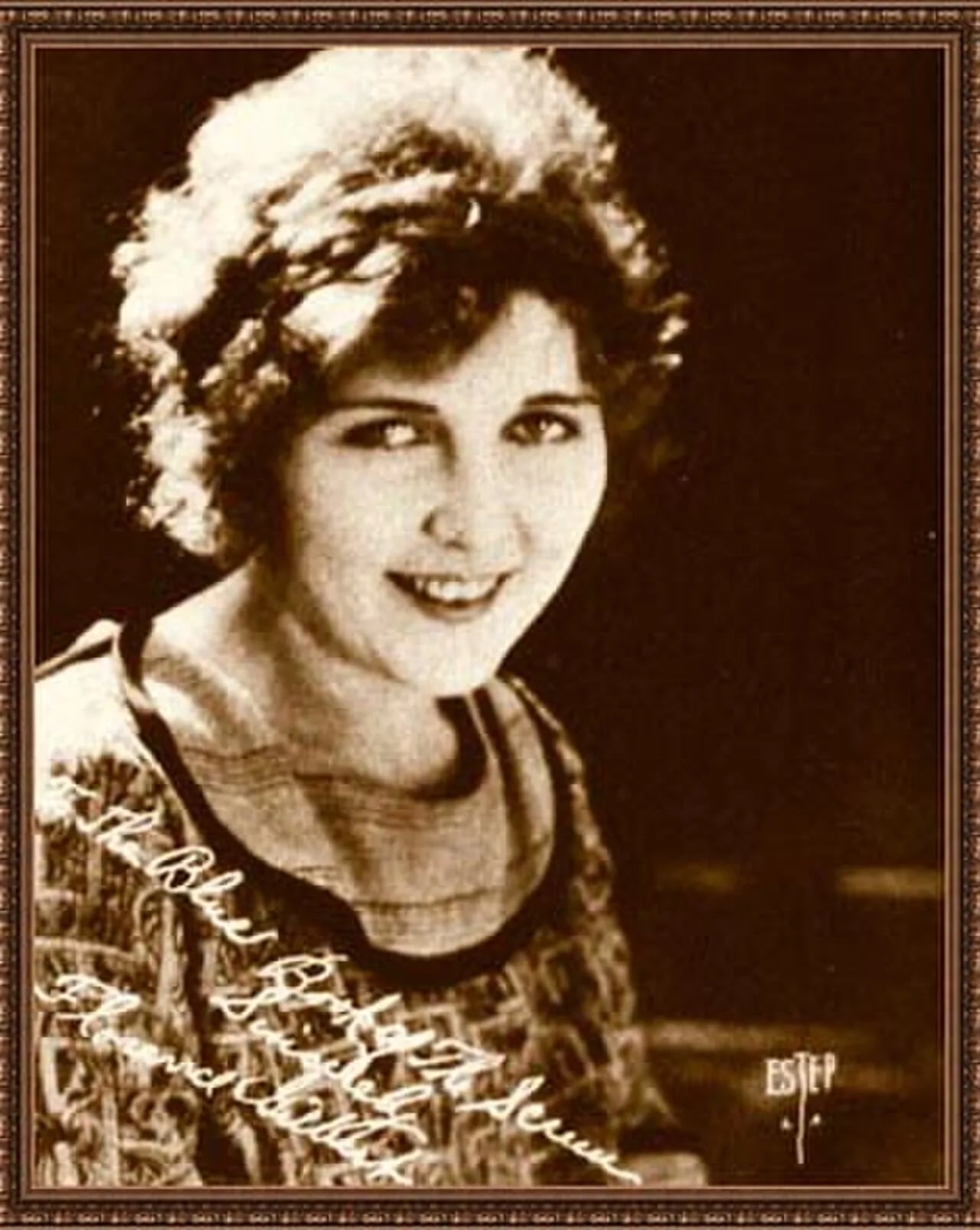 Portrait of Florence Gilbert (1904–1991) – memorial page