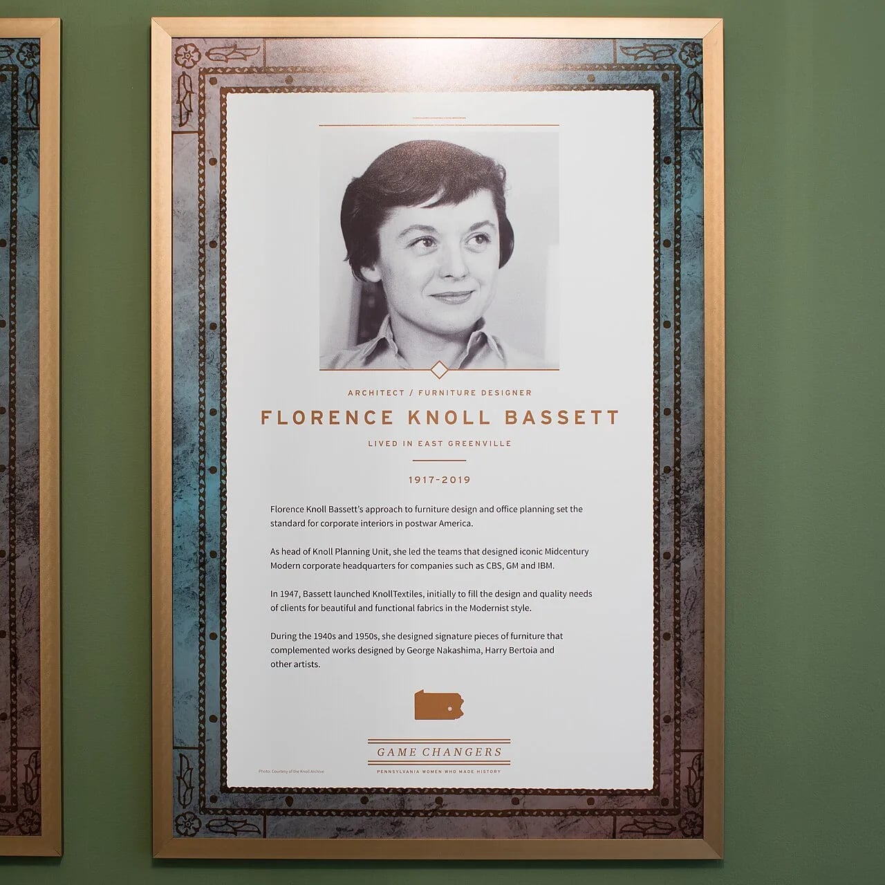 Porträt von Florence Knoll (1917–2019) – Gedenkseite