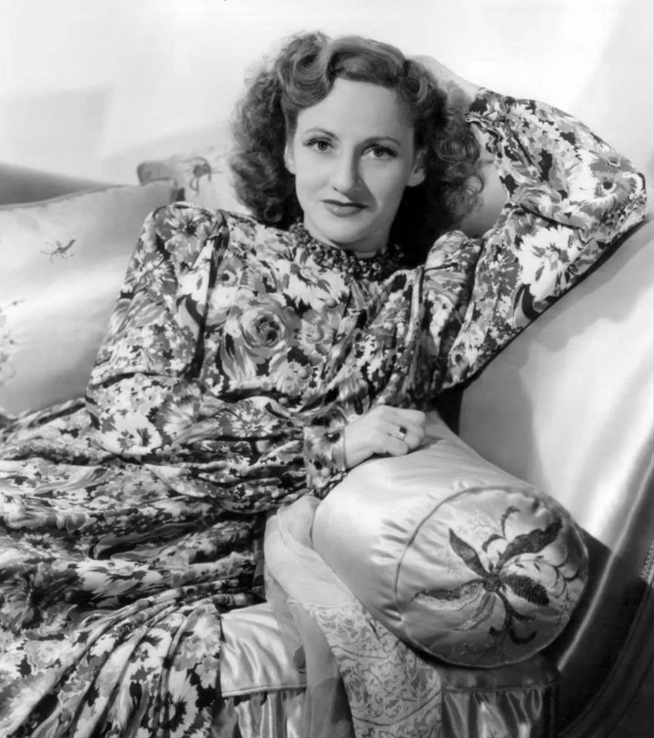 Portrait of Connee Boswell (1907–1976) – memorial page