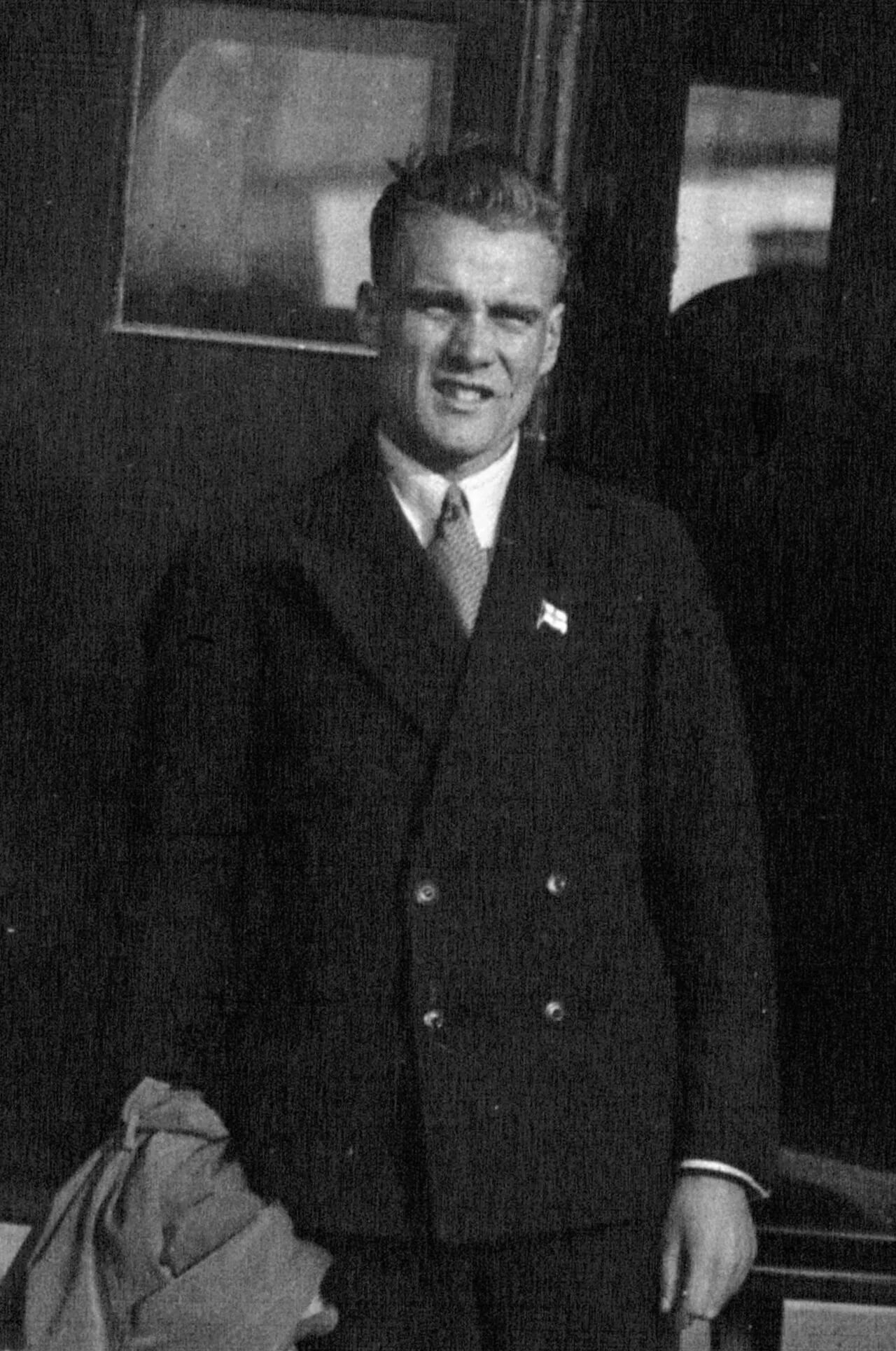 Porträt von Lauri Lehtinen (1908–1973) – Gedenkseite
