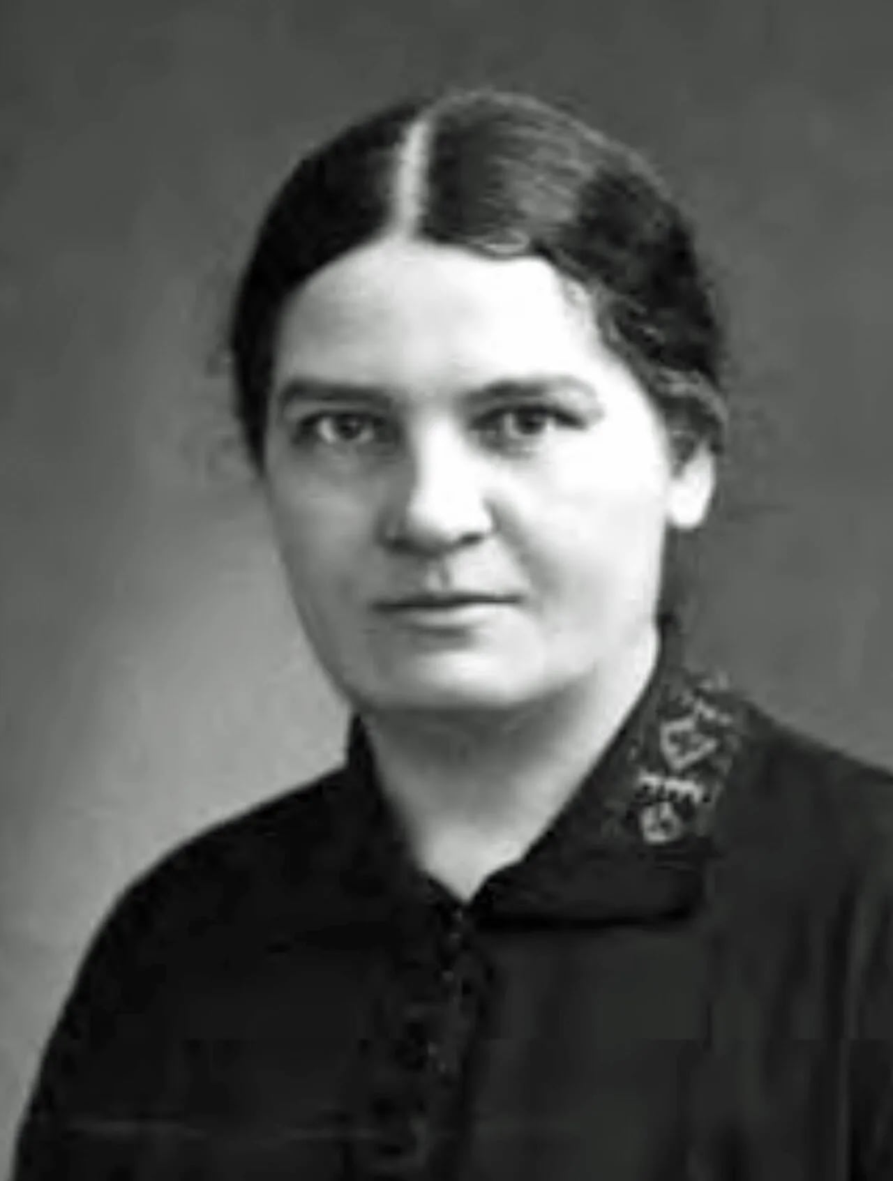 Portrait of Mandi Hannula (1880–1952) – memorial page