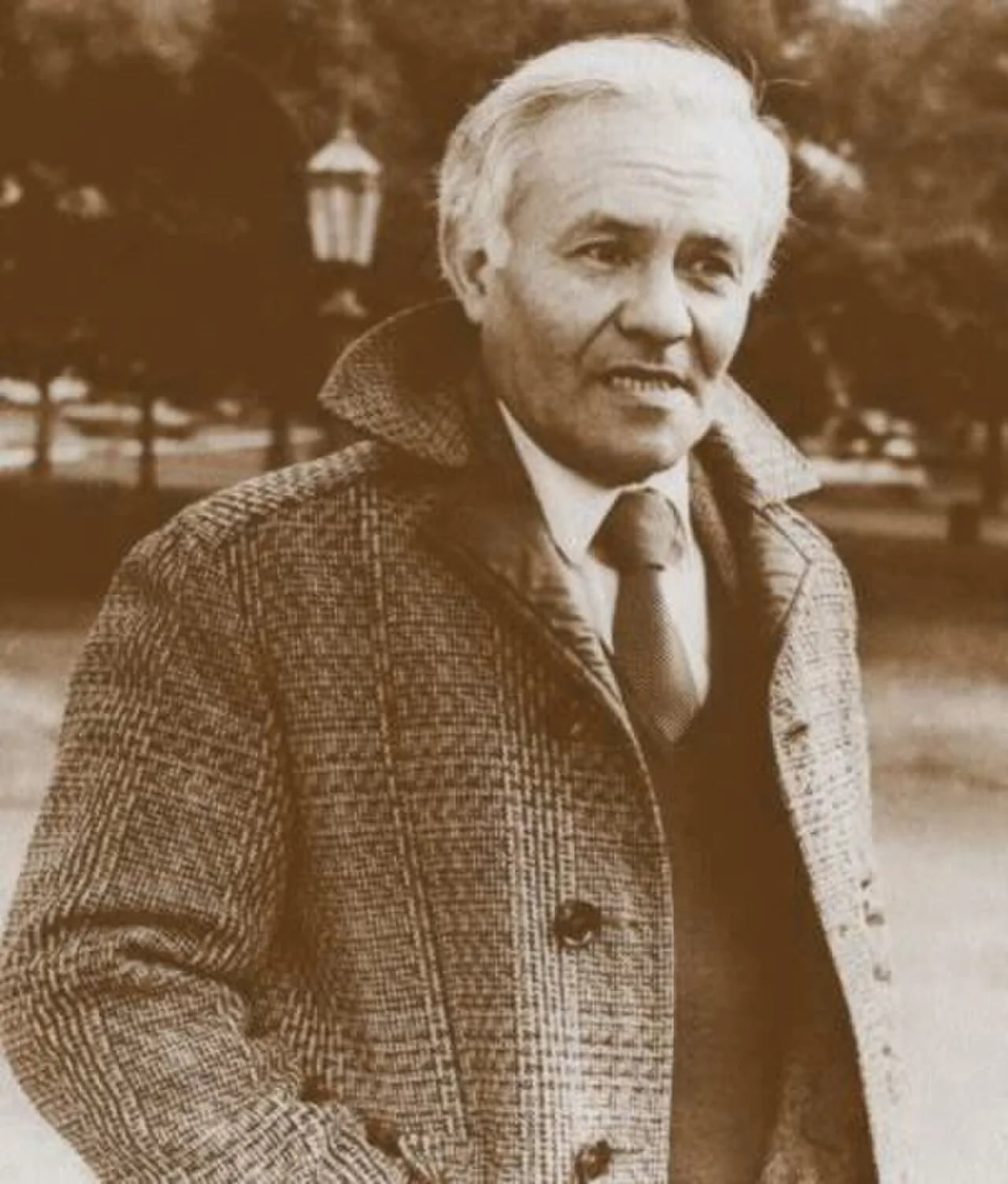 Porträt von Oscar Hermes Villordo (1928–1994) – Gedenkseite