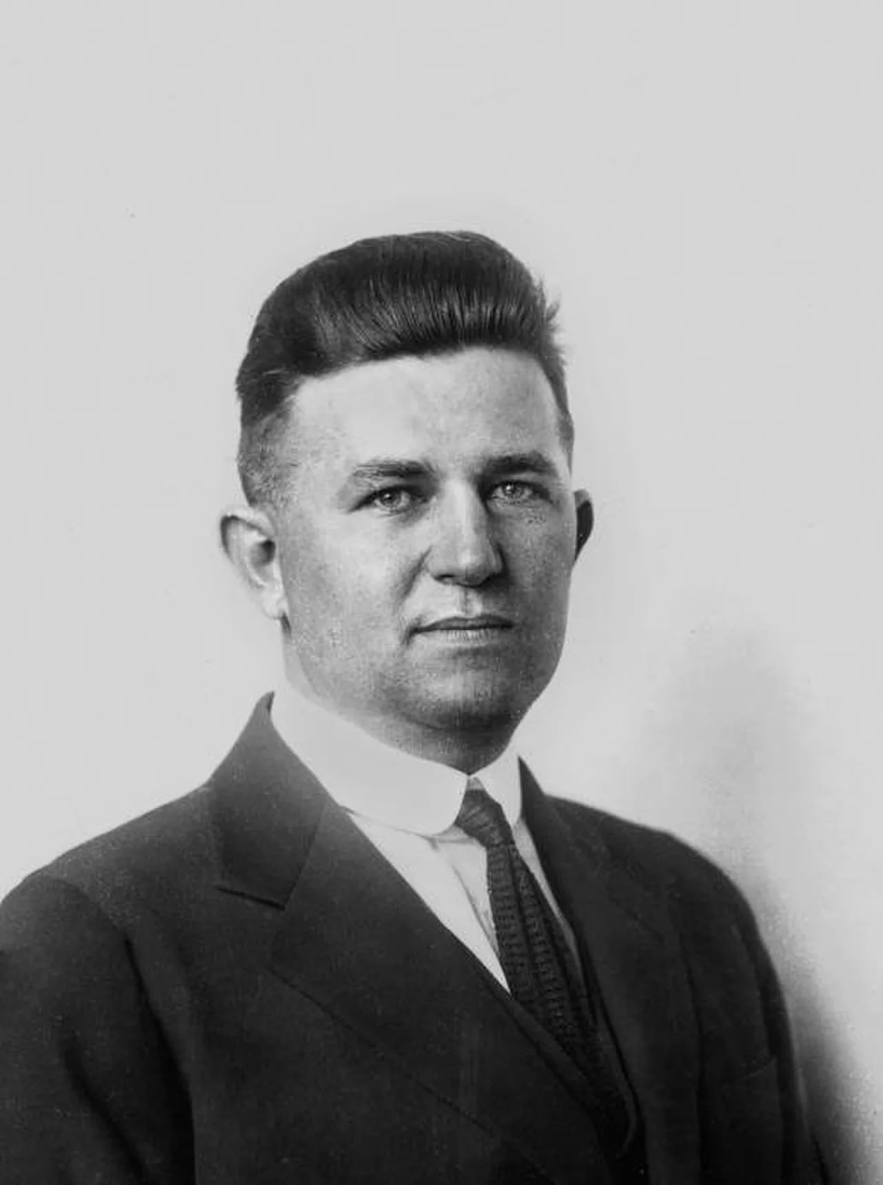 Portrait of Francis Bischof (1904–1979) – memorial page