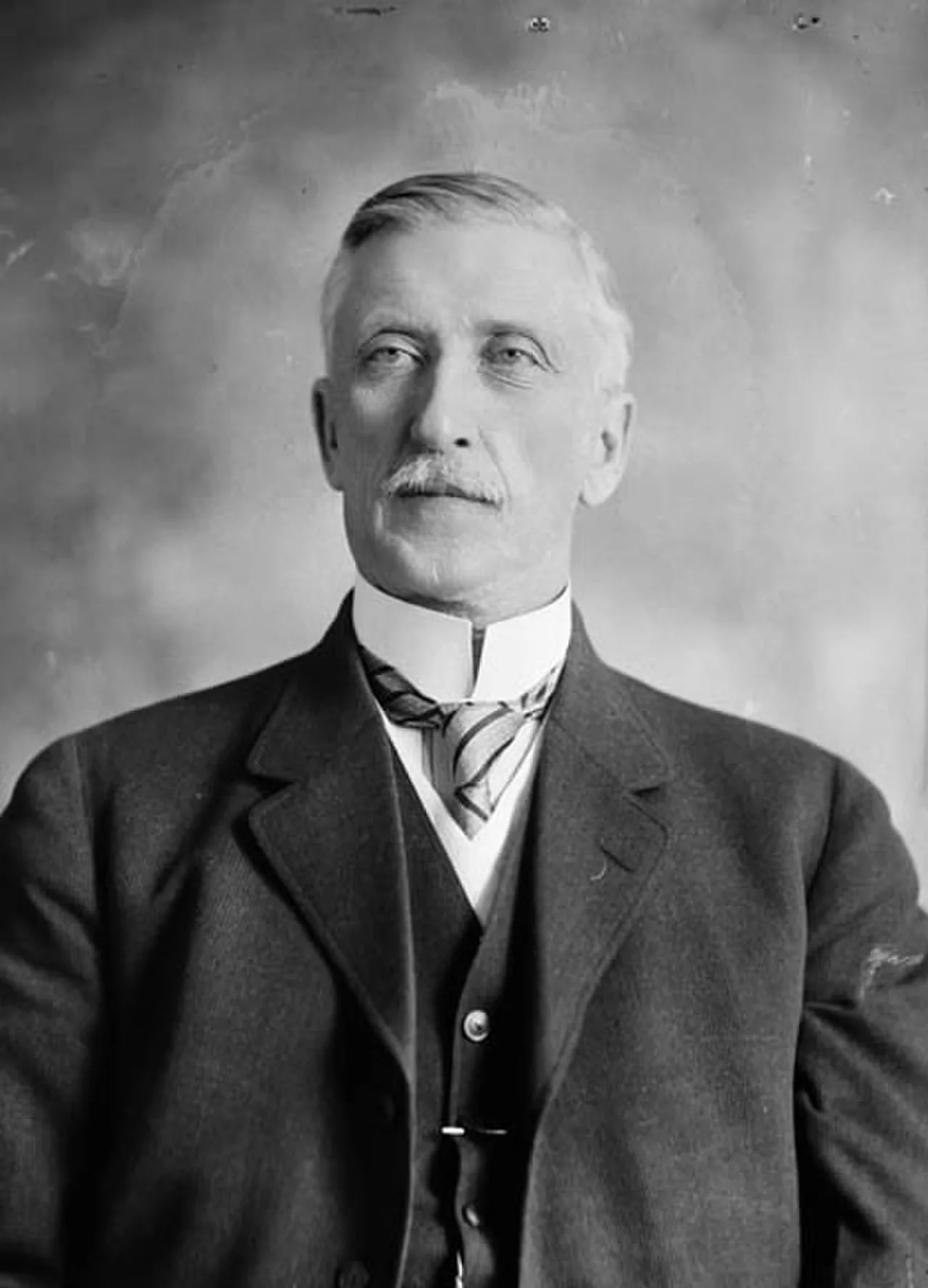 Portrait of Francis Cochrane (1852–1919) – memorial page