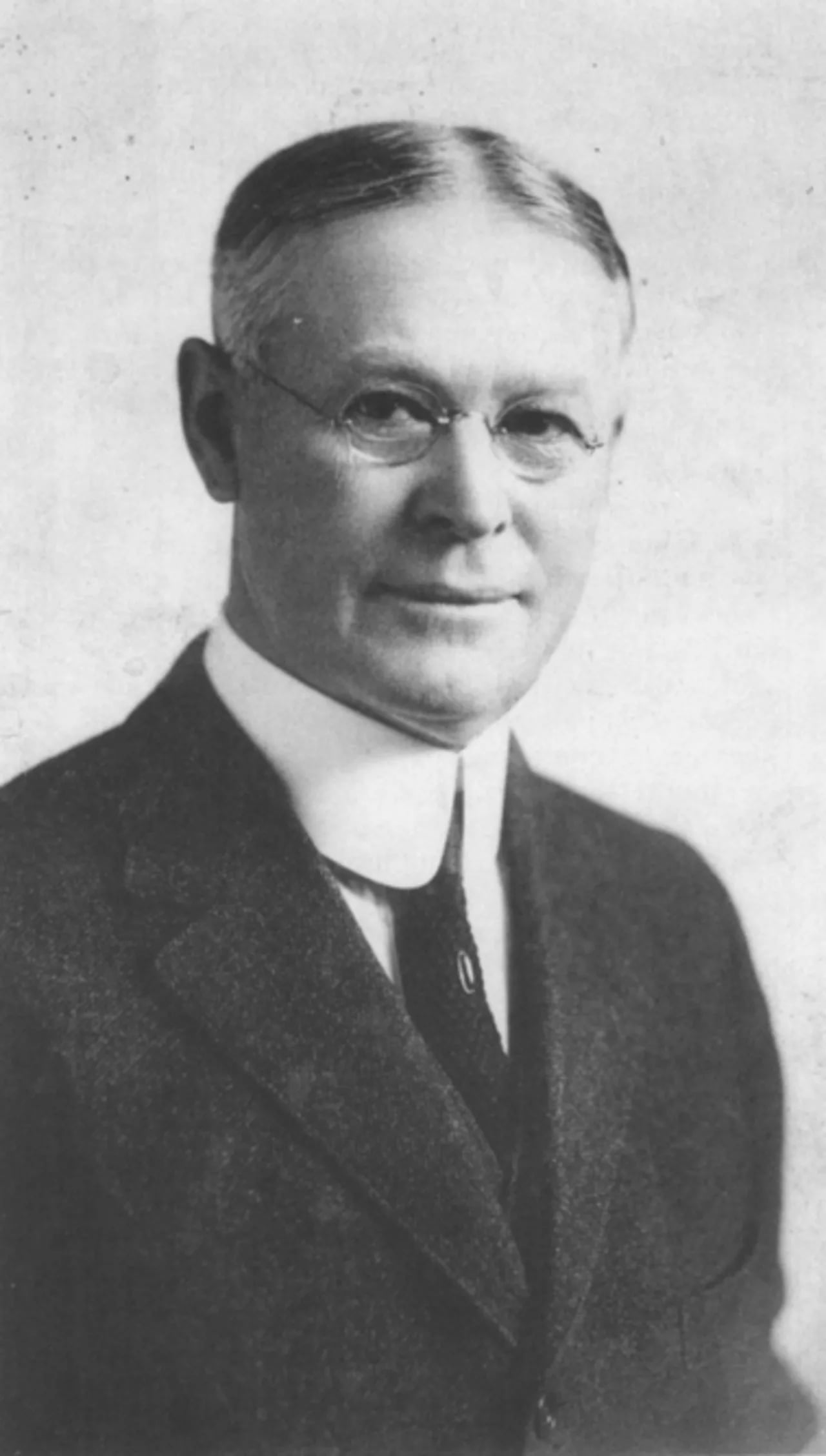 Portrait of Francis J. Heney (1859–1937) – memorial page